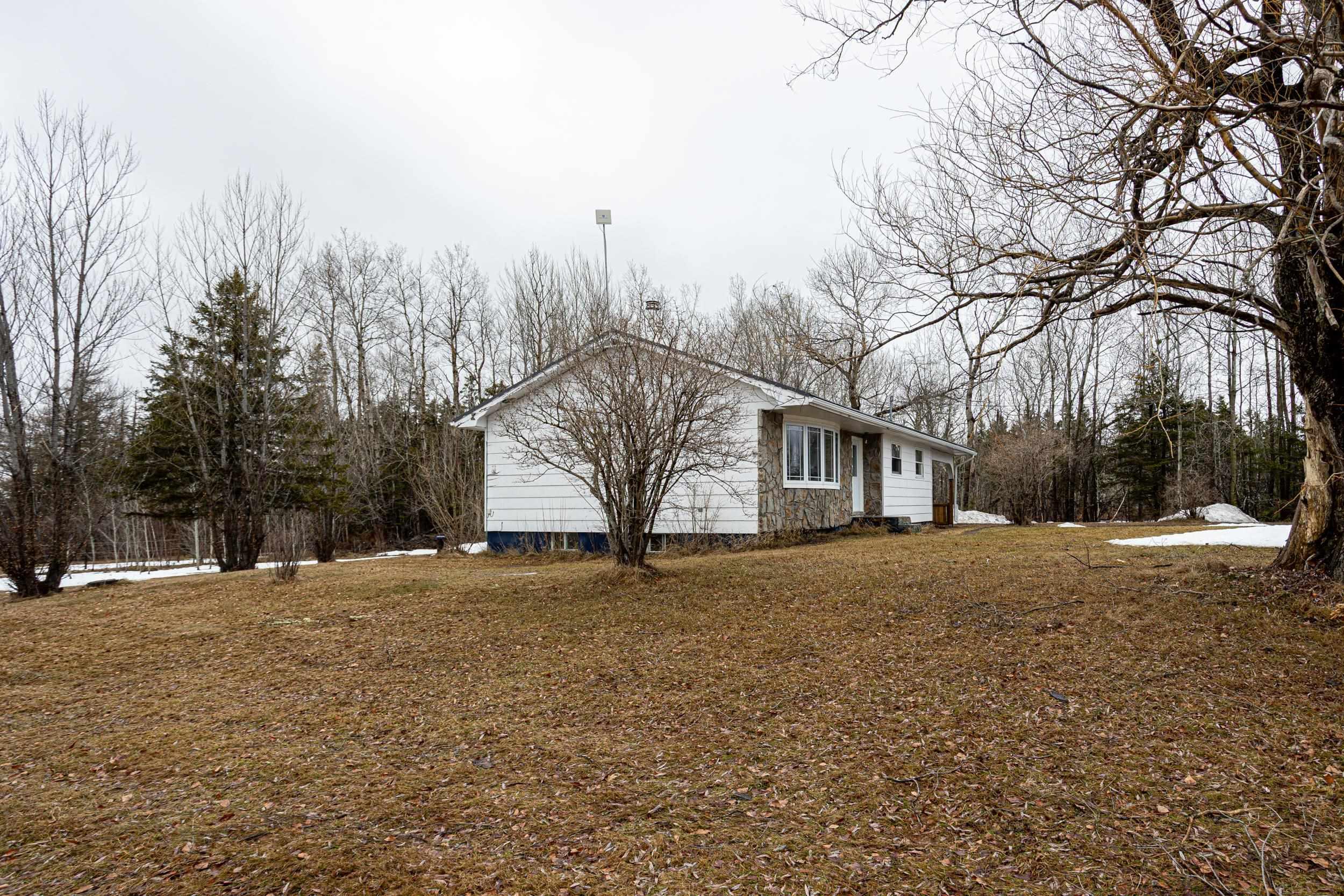 $399,900.00: 12407 Highway 4, West Wentworth