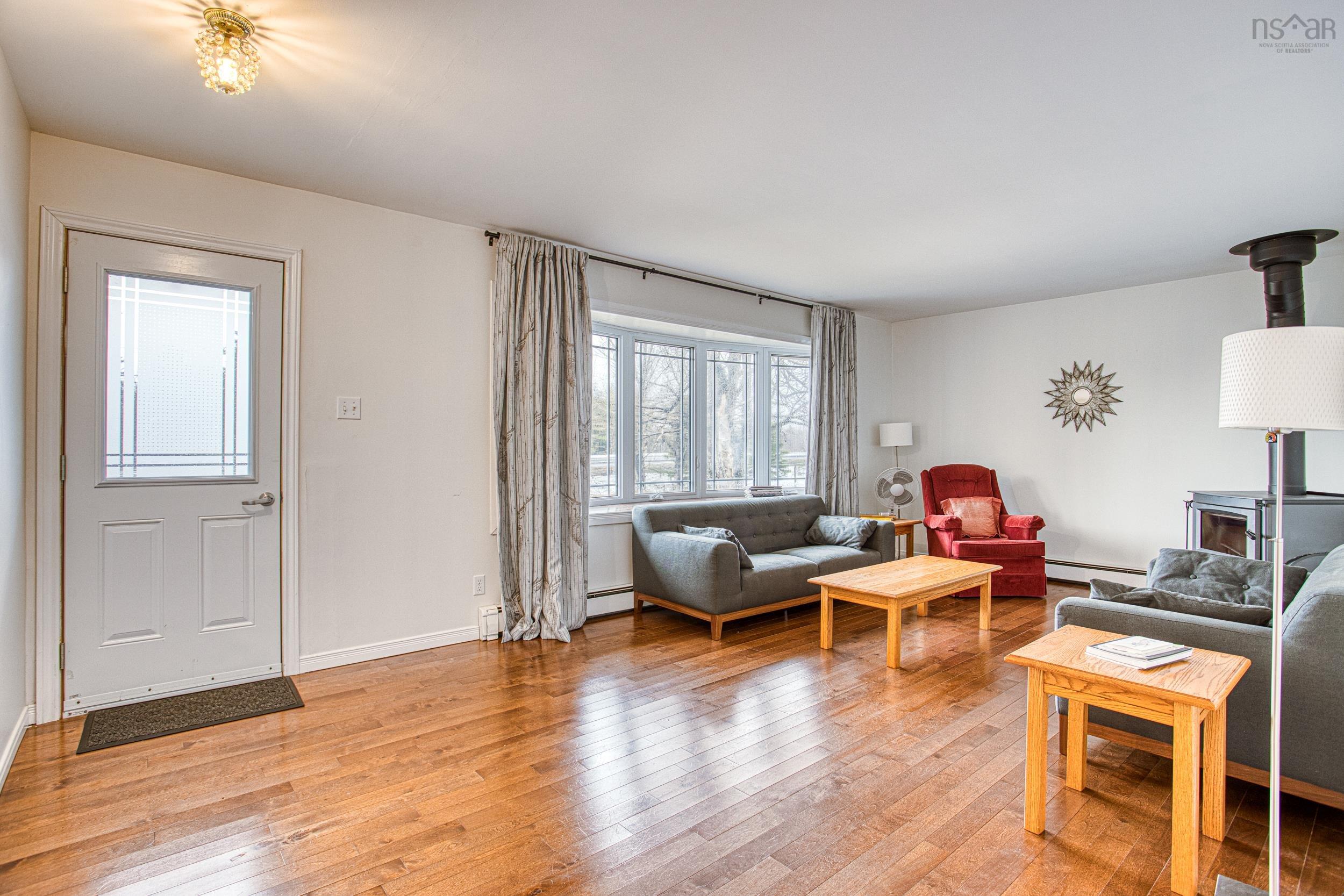 $399,900.00: 12407 Highway 4, West Wentworth