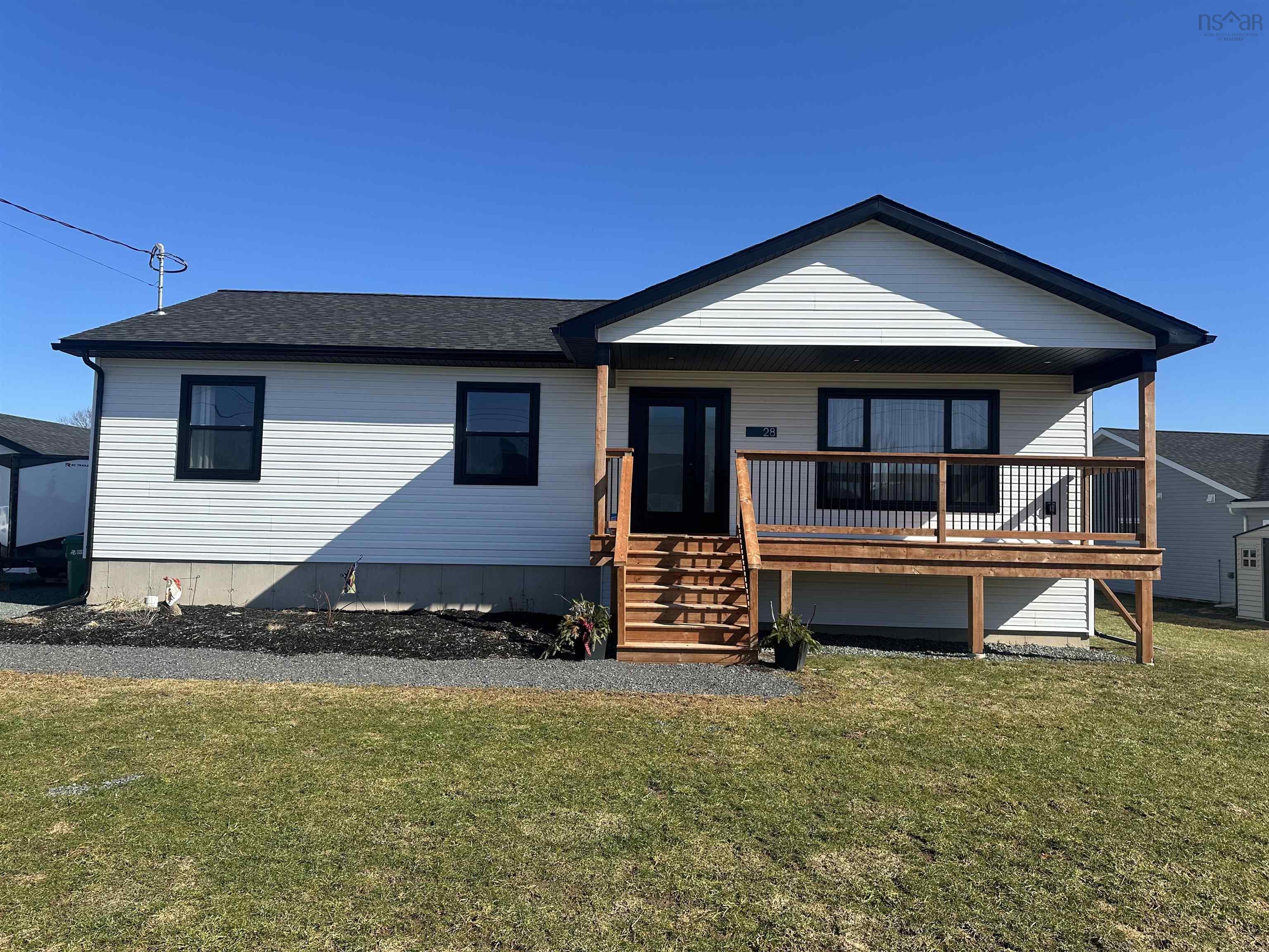 $529,000.00: 28 Holland Lane, Plymouth