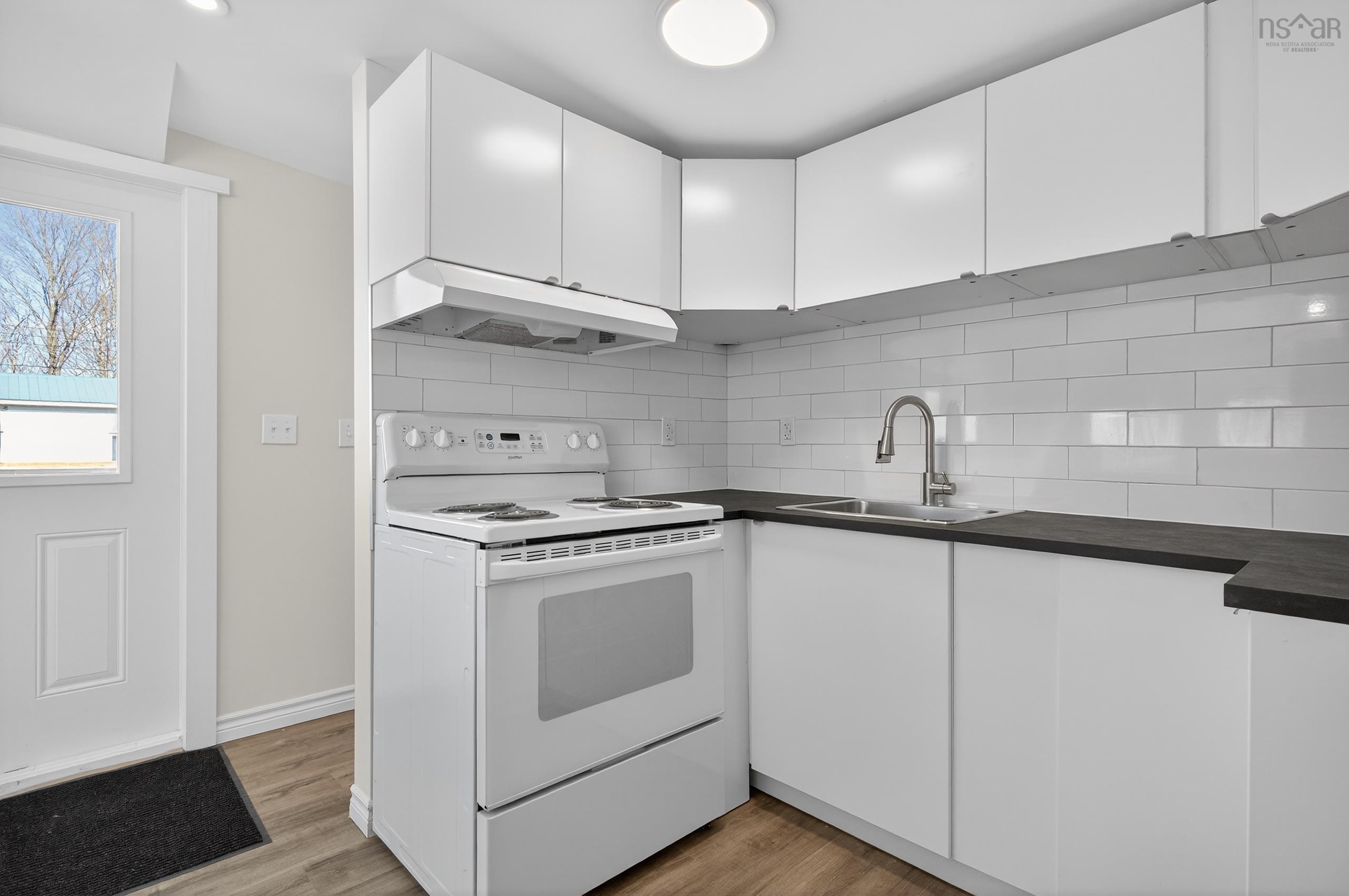 $139,995.00: 10 Christina Lane, Salmon River