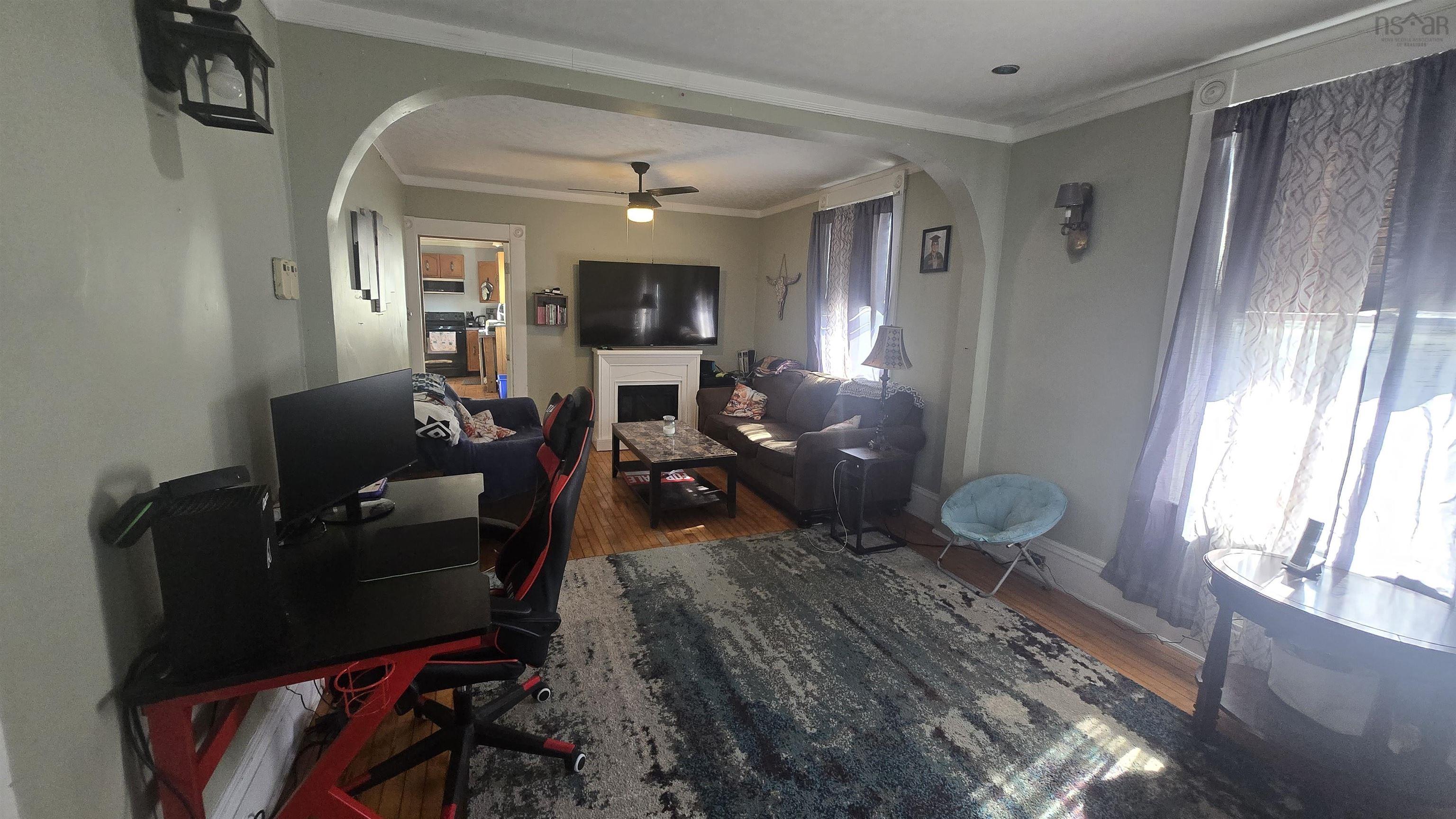 $274,900.00: 8094 Highway 101, Barton