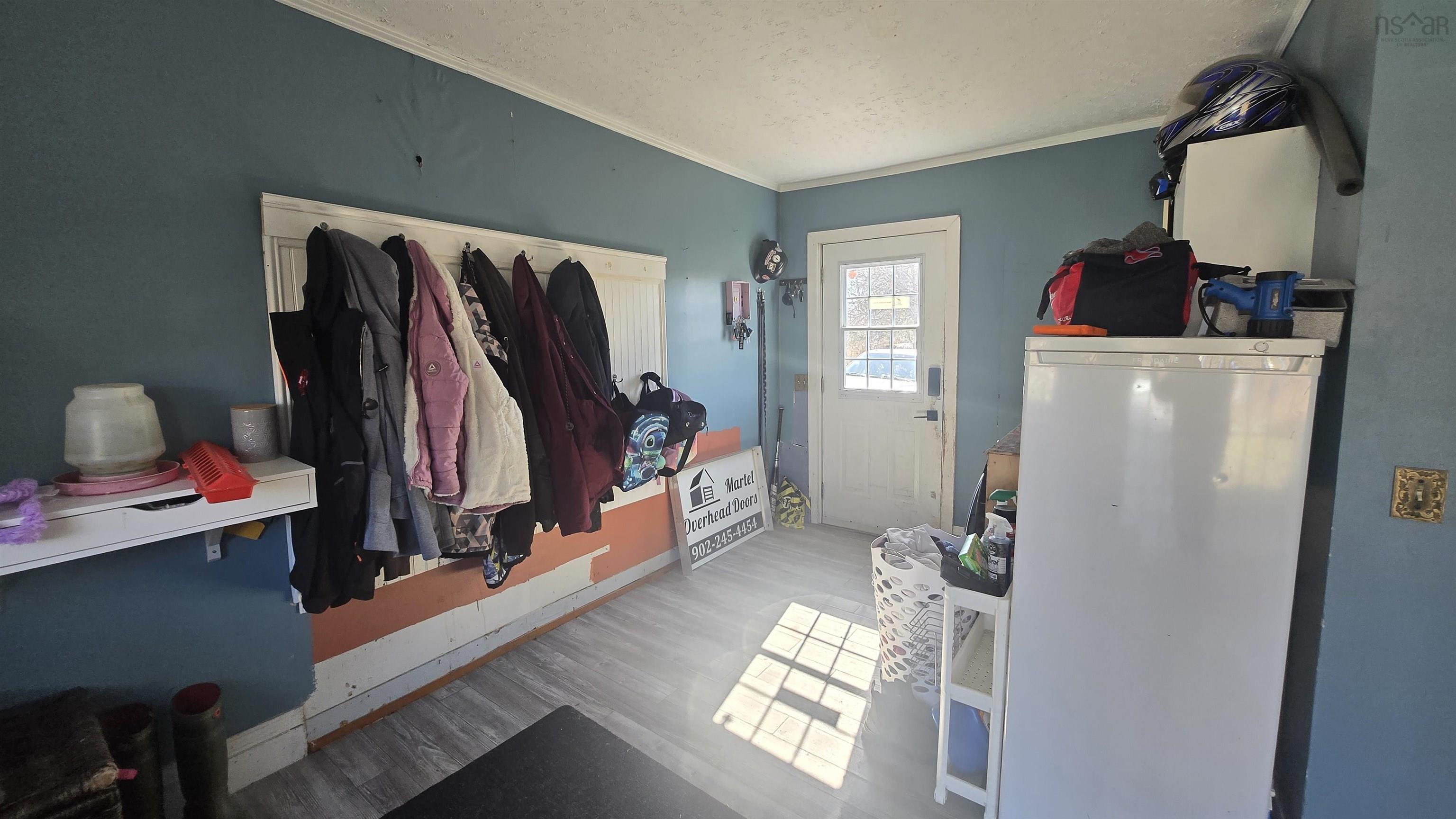 $274,900.00: 8094 Highway 101, Barton