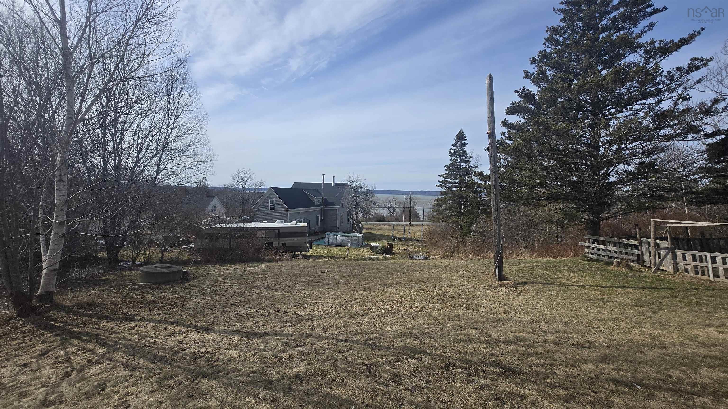 $274,900.00: 8094 Highway 101, Barton