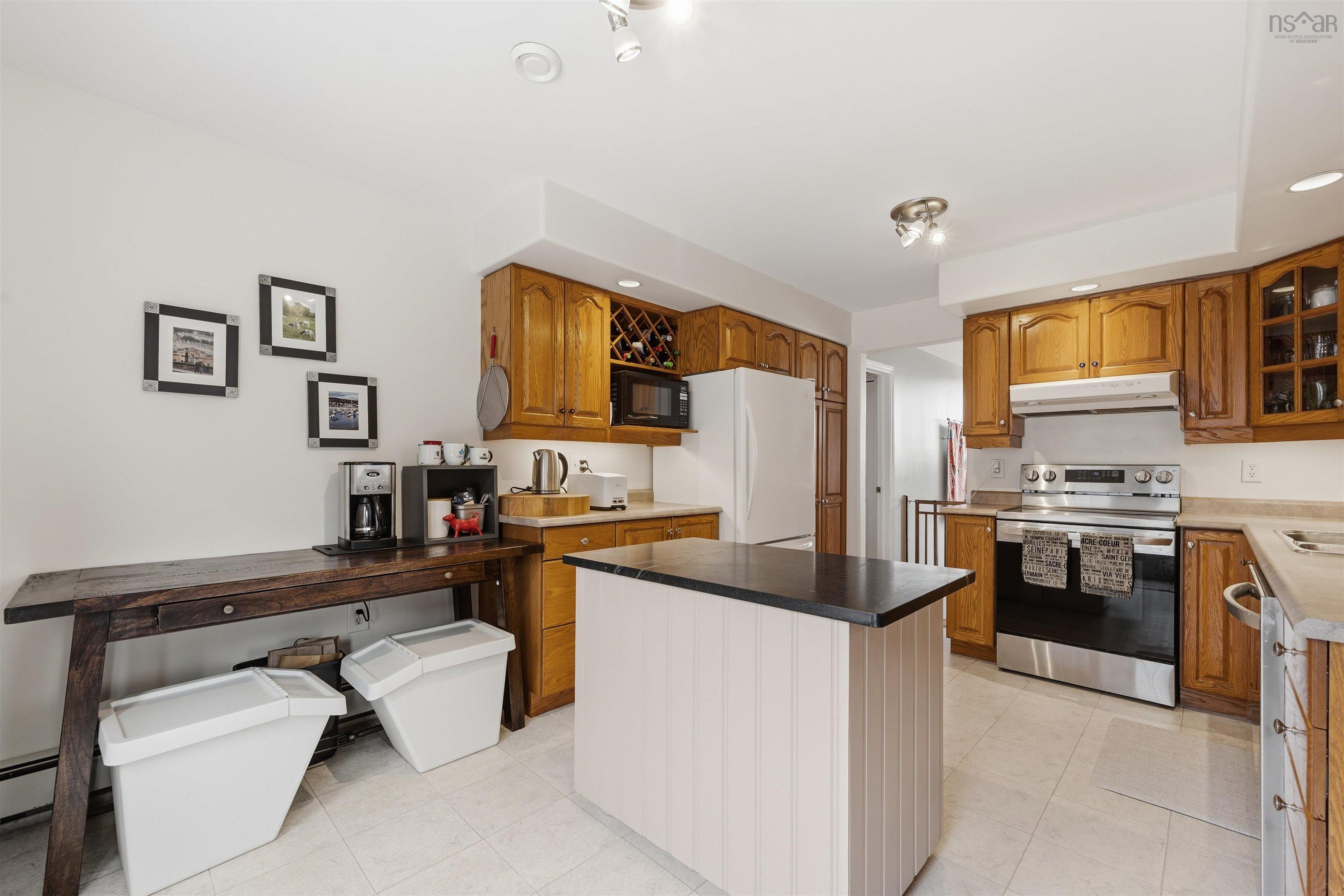 $599,900.00: 21 Lundy Drive, Dartmouth