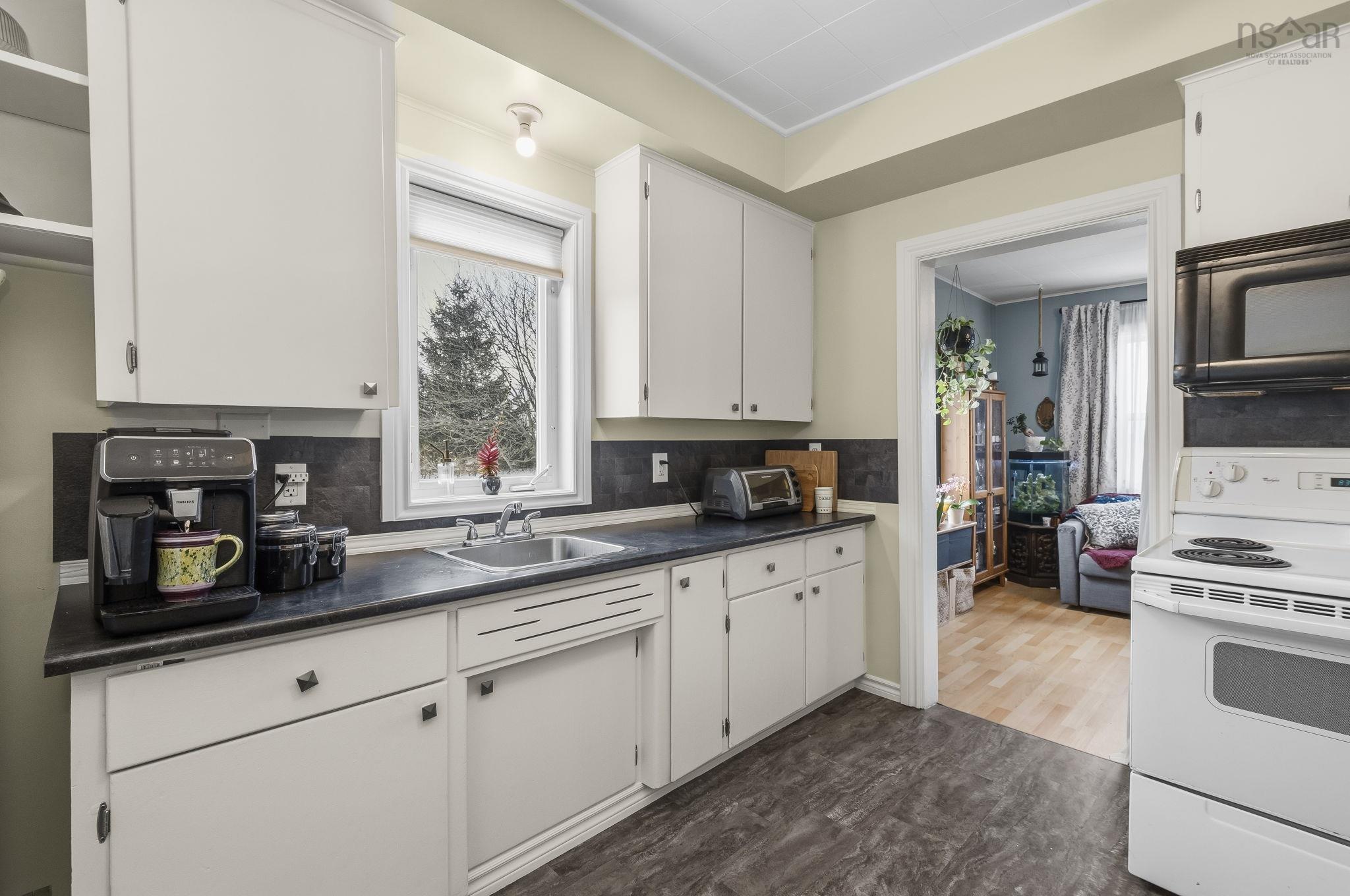 $335,000.00: 20 Novawoood Drive, Dartmouth