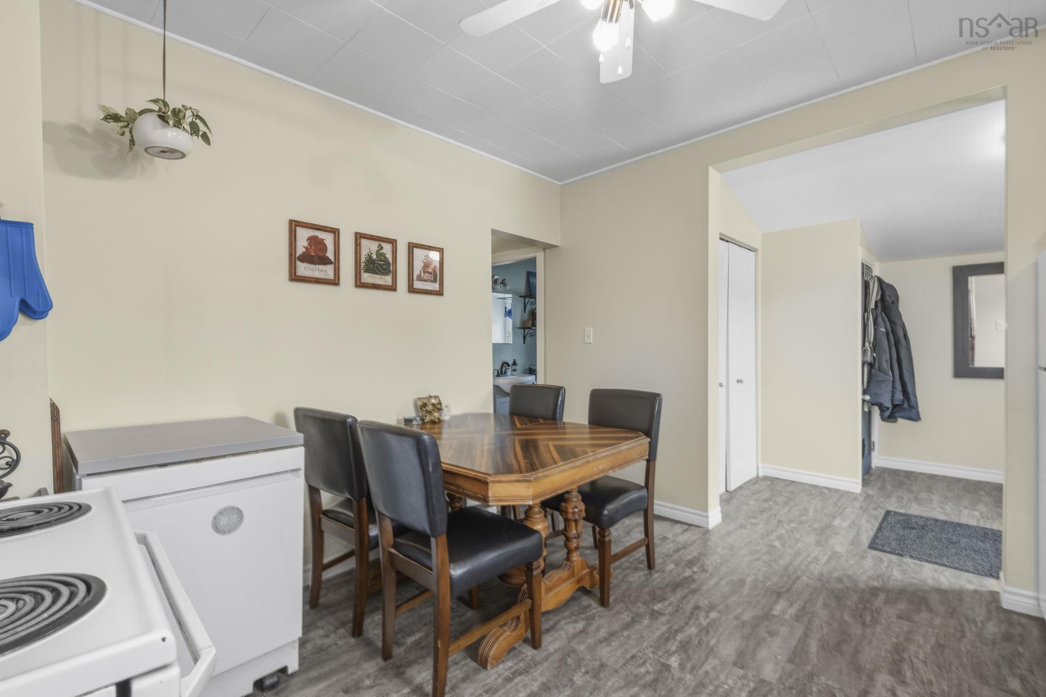 $335,000.00: 20 Novawoood Drive, Dartmouth