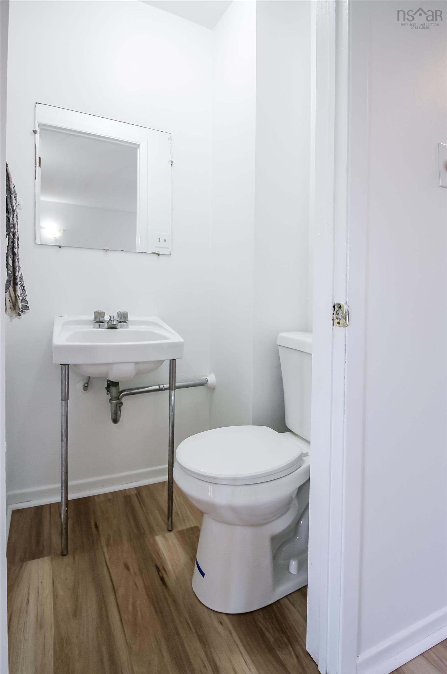 $415,000.00: 36 Regal Road, Dartmouth