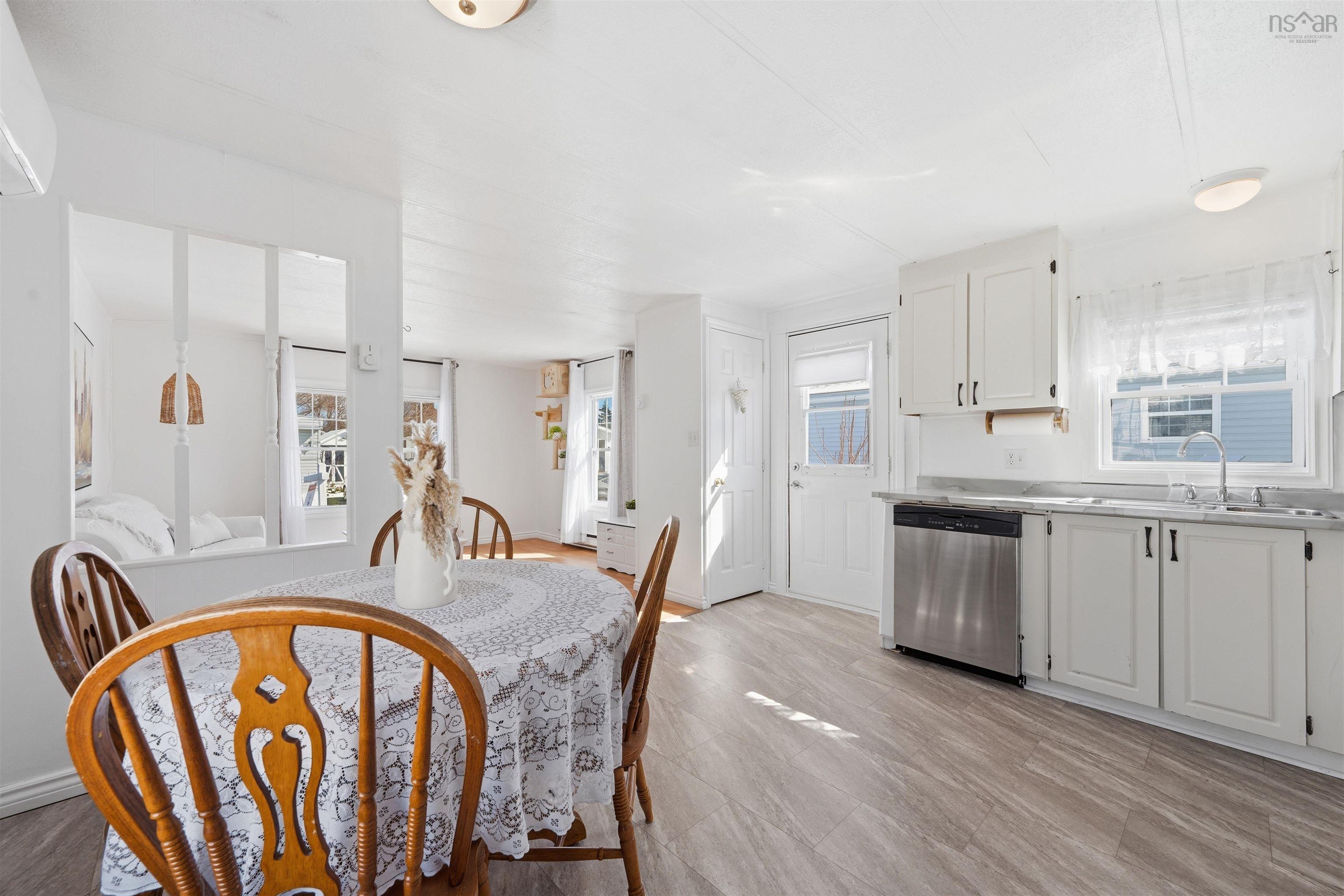 $199,900.00: 2 Cocoa Street, Westphal