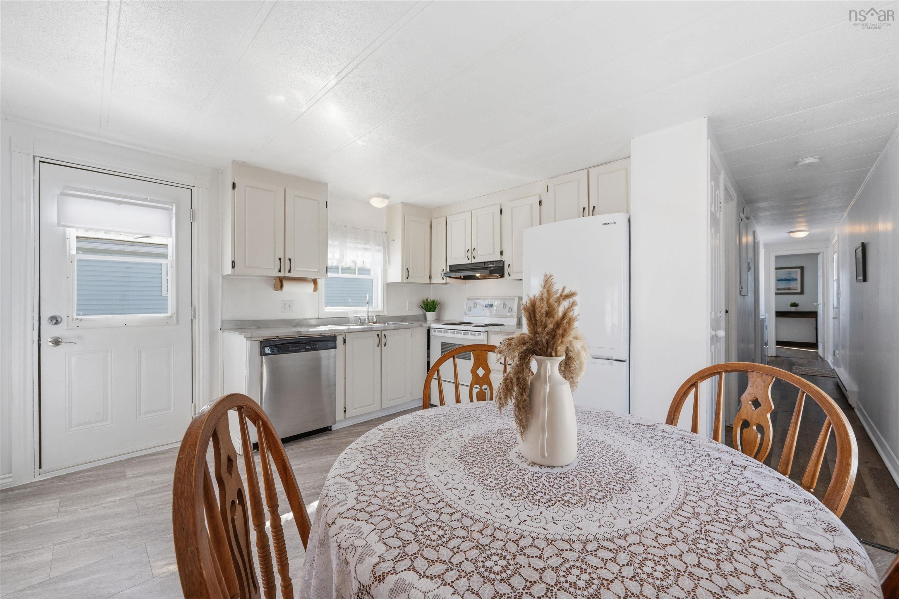 $199,900.00: 2 Cocoa Street, Westphal