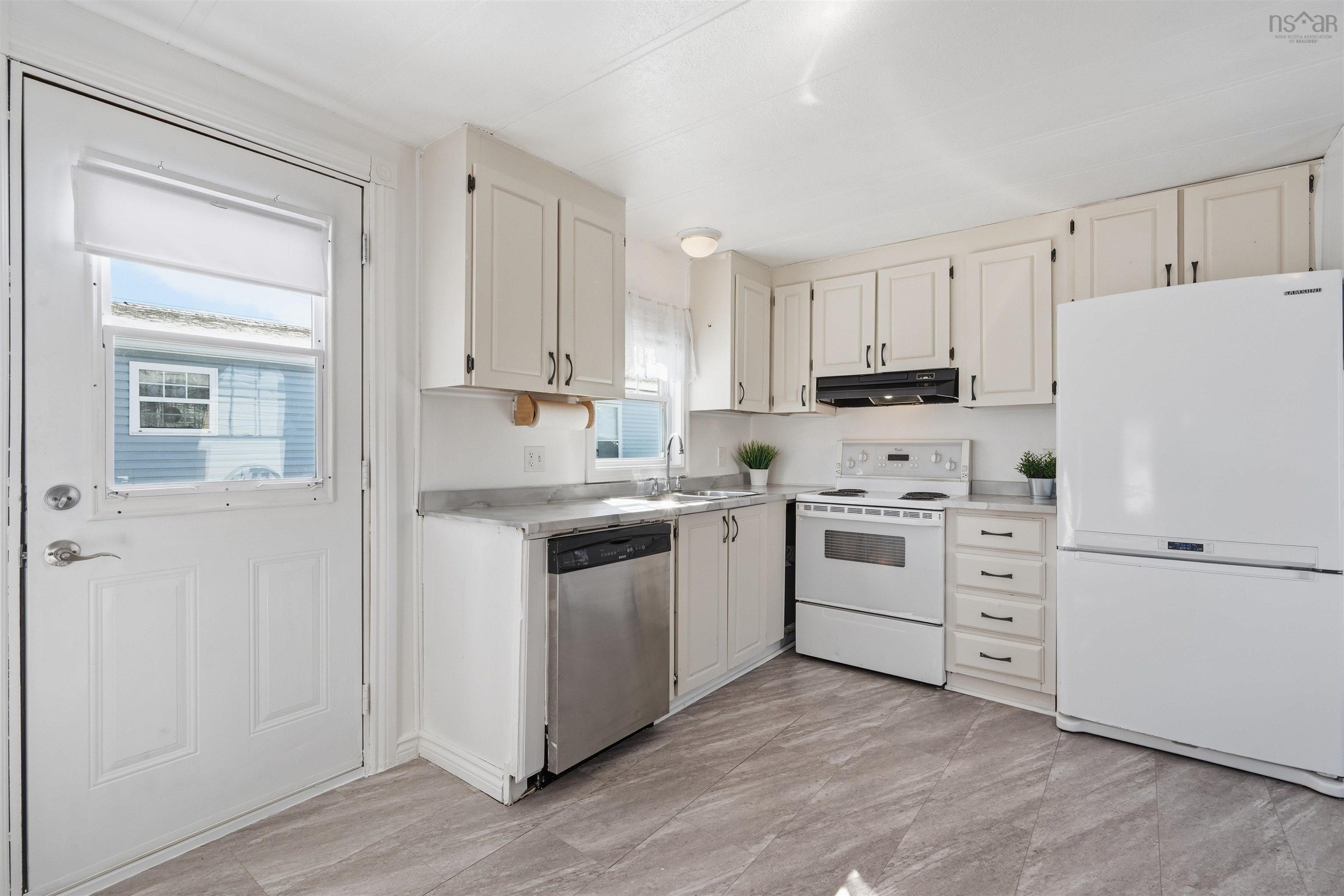 $199,900.00: 2 Cocoa Street, Westphal