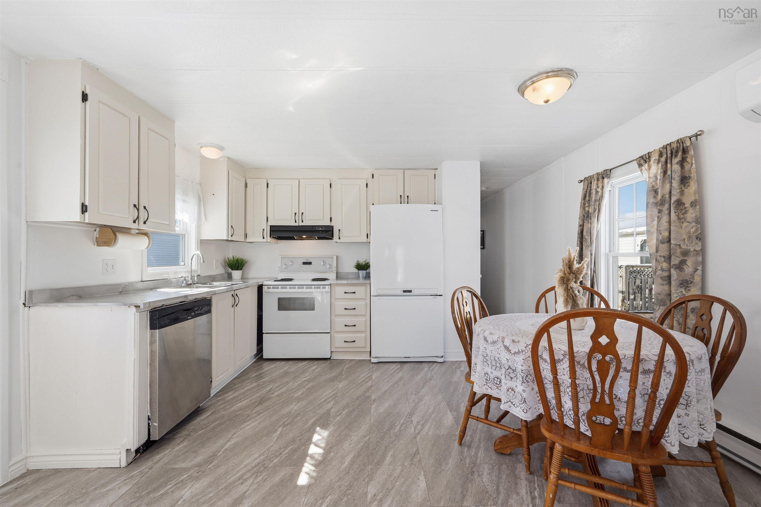 $199,900.00: 2 Cocoa Street, Westphal