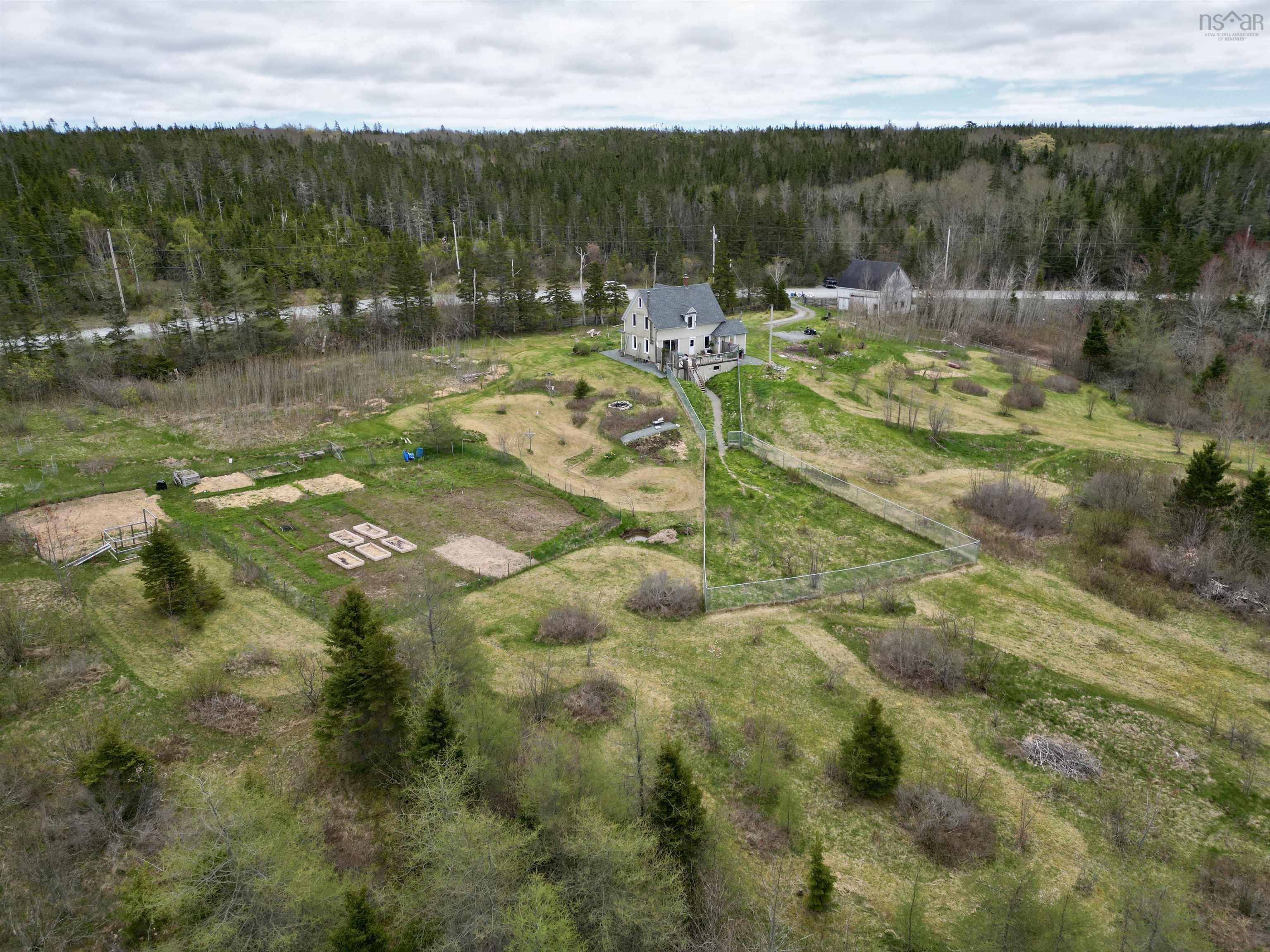 $399,000.00: 3463 Loch Lomond Rd., Loch Lomond