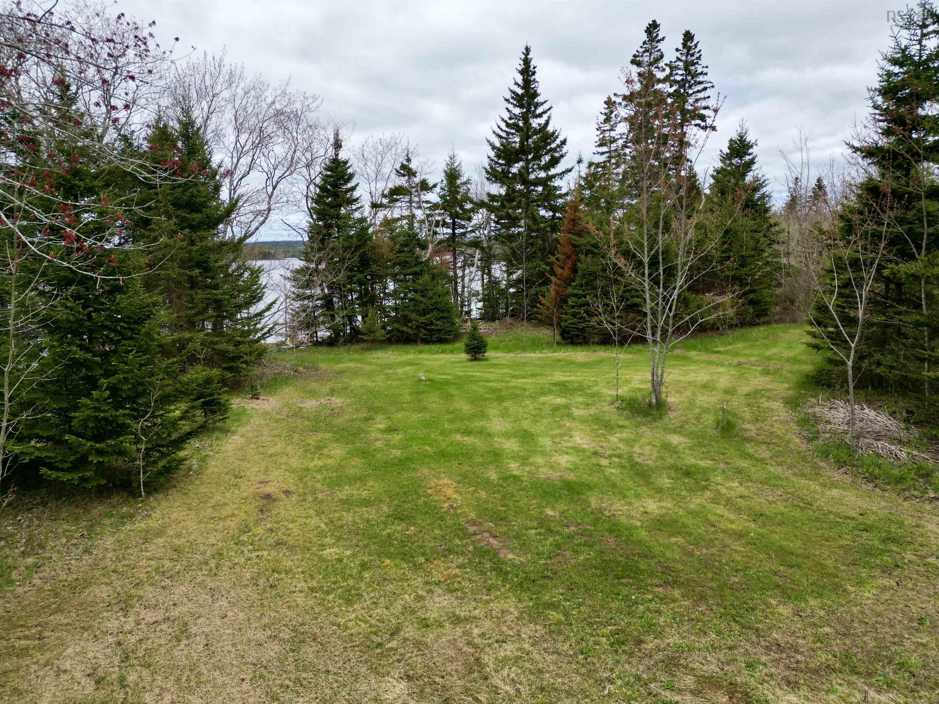 $399,000.00: 3463 Loch Lomond Rd., Loch Lomond