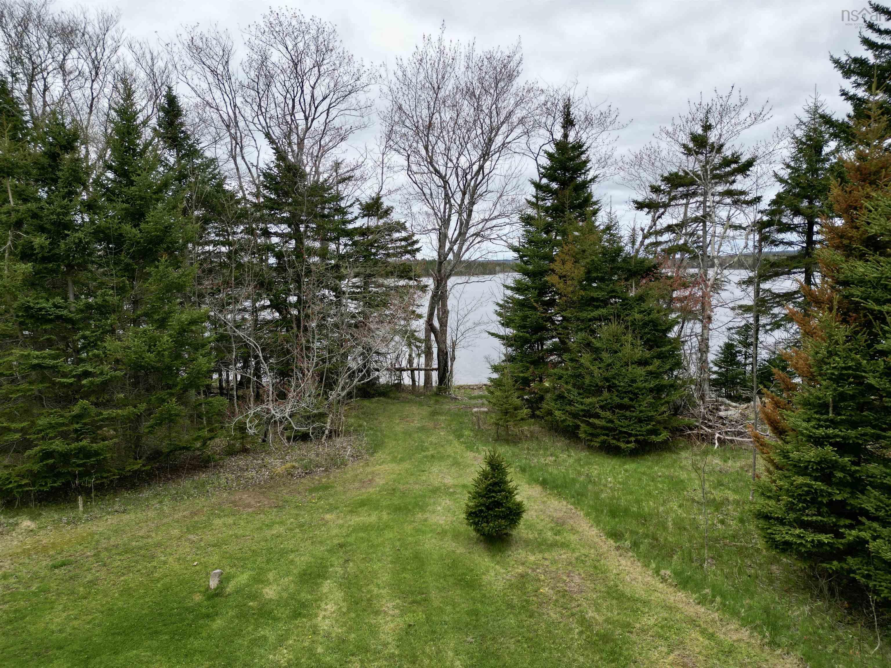 $399,000.00: 3463 Loch Lomond Rd., Loch Lomond