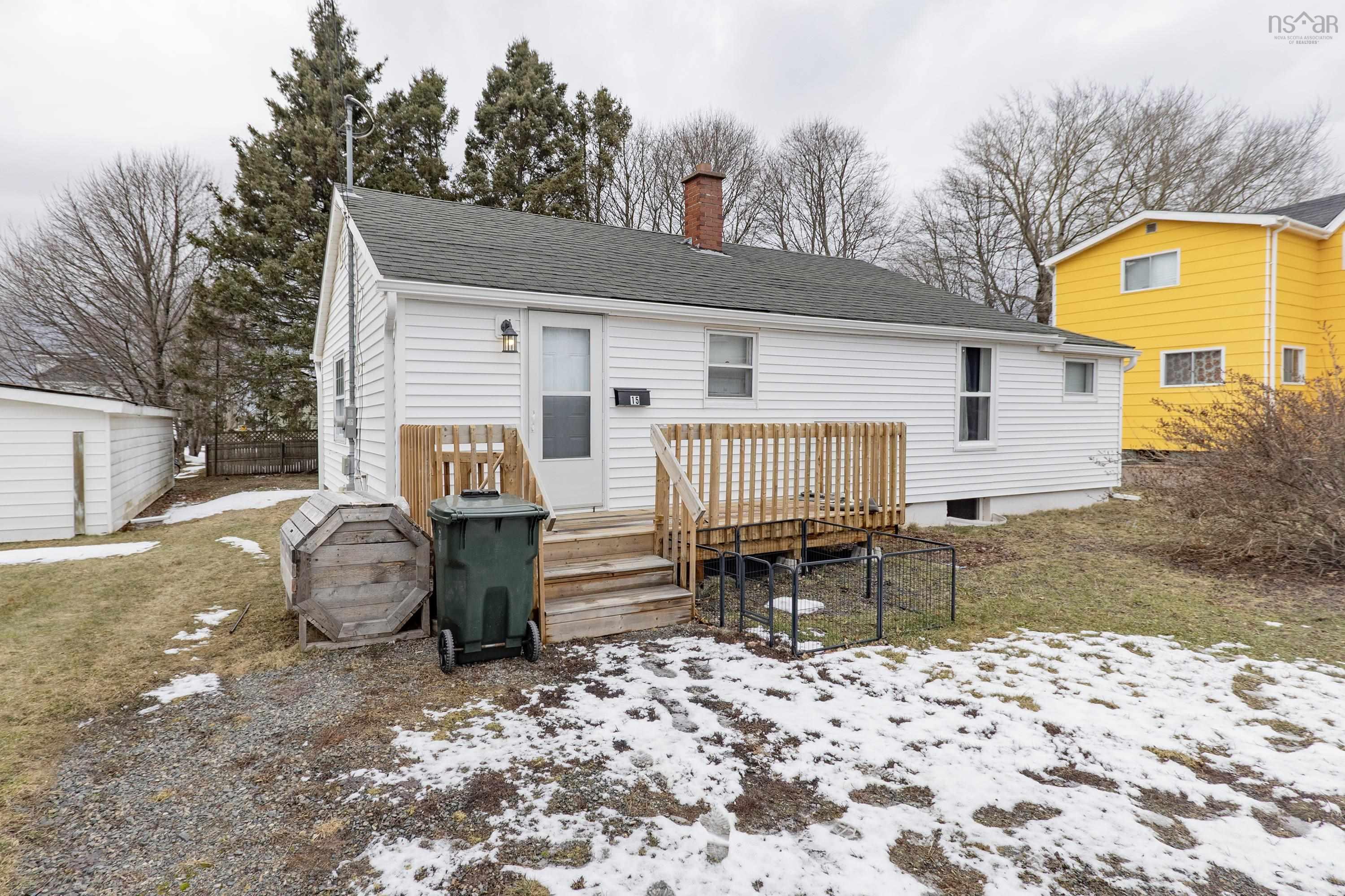 15 Chamberlain Street, Amherst, NS (MLS 202604924)