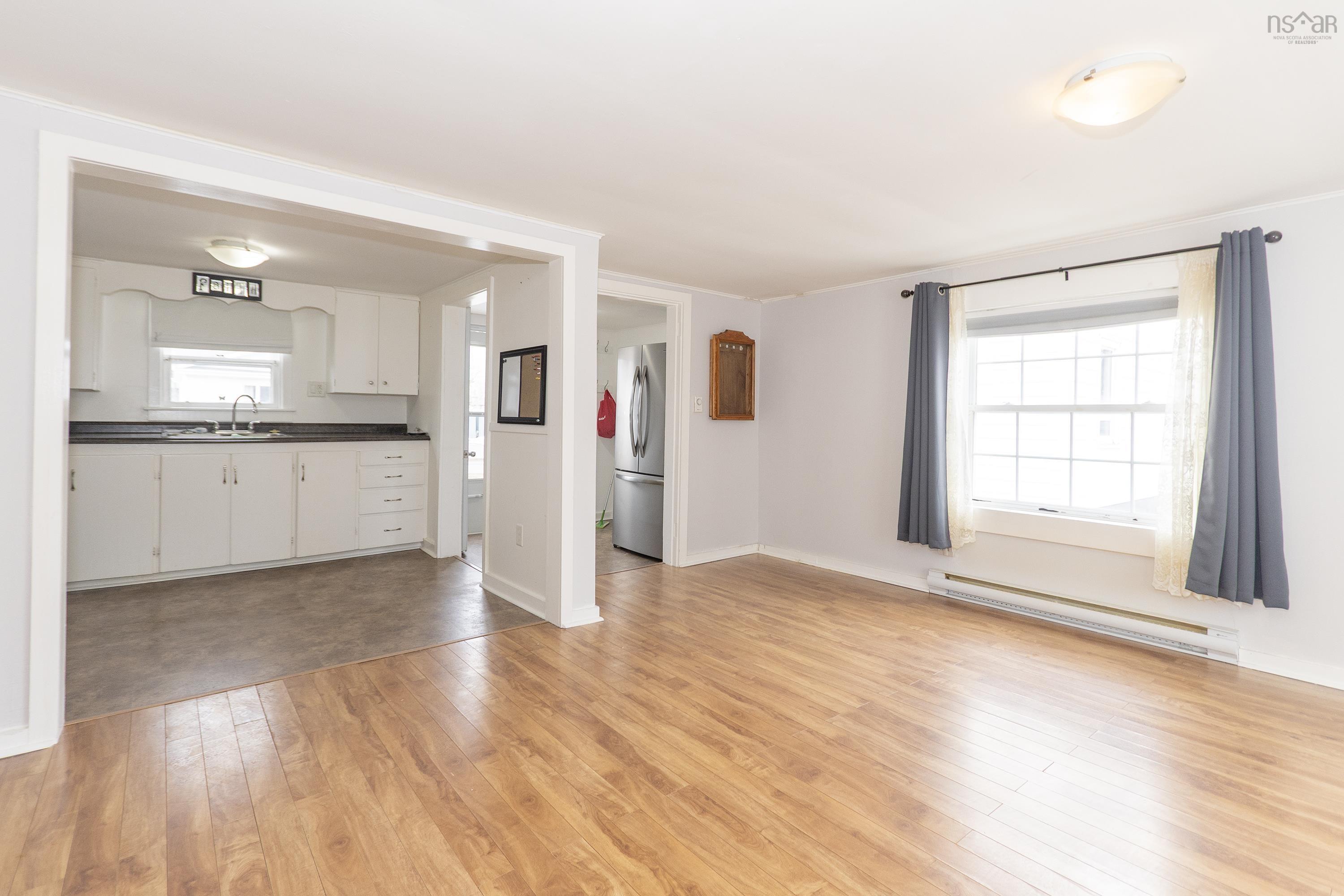 $149,900.00: 15 Chamberlain Street, Amherst