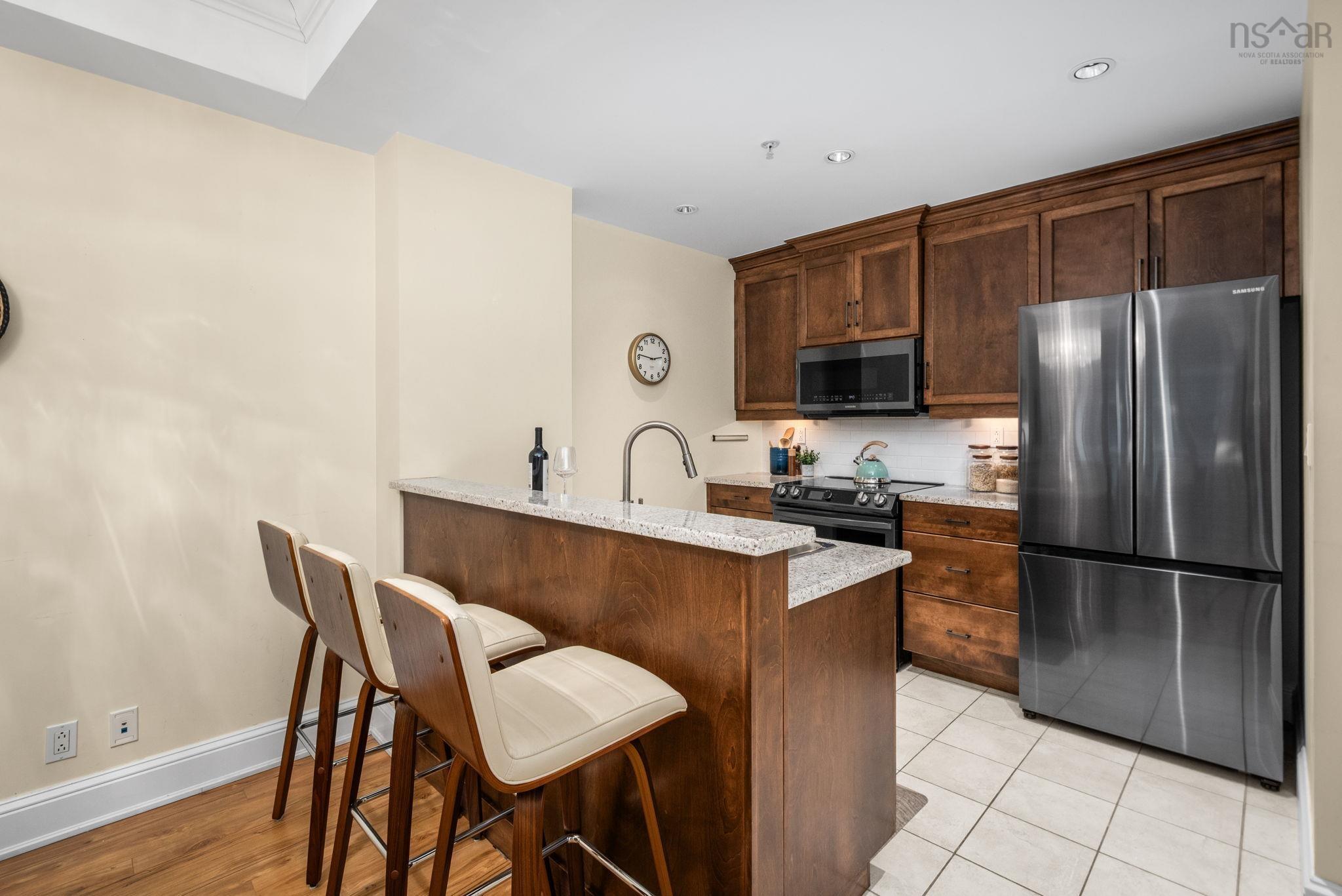 $519,000.00: 1001 1550 Dresden Row, Halifax