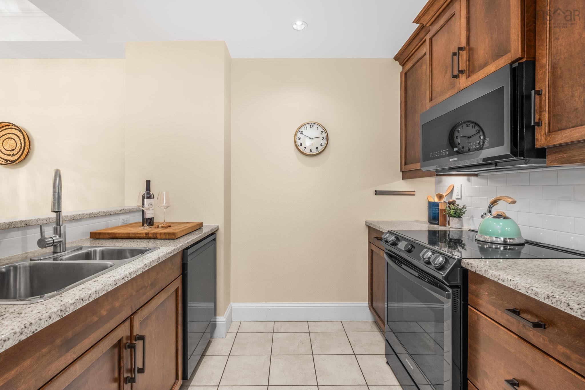 $519,000.00: 1001 1550 Dresden Row, Halifax