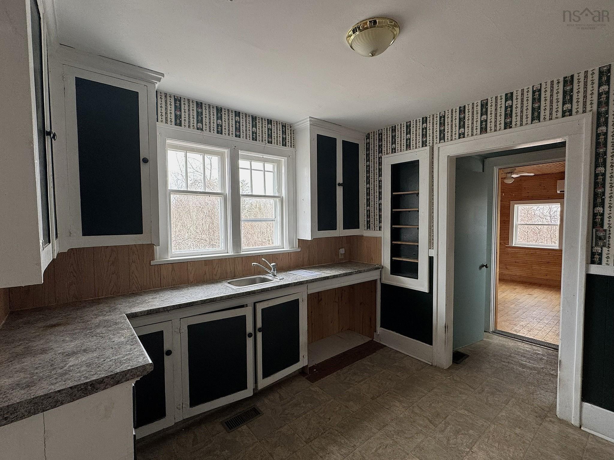 $199,900.00: 61 Lawrencetown Lane, Lawrencetown