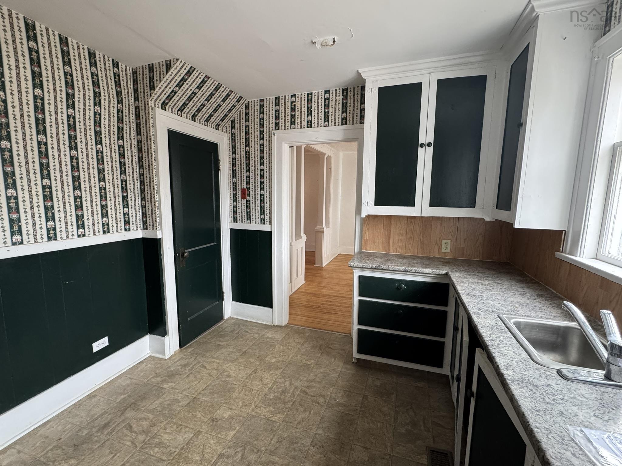 $199,900.00: 61 Lawrencetown Lane, Lawrencetown