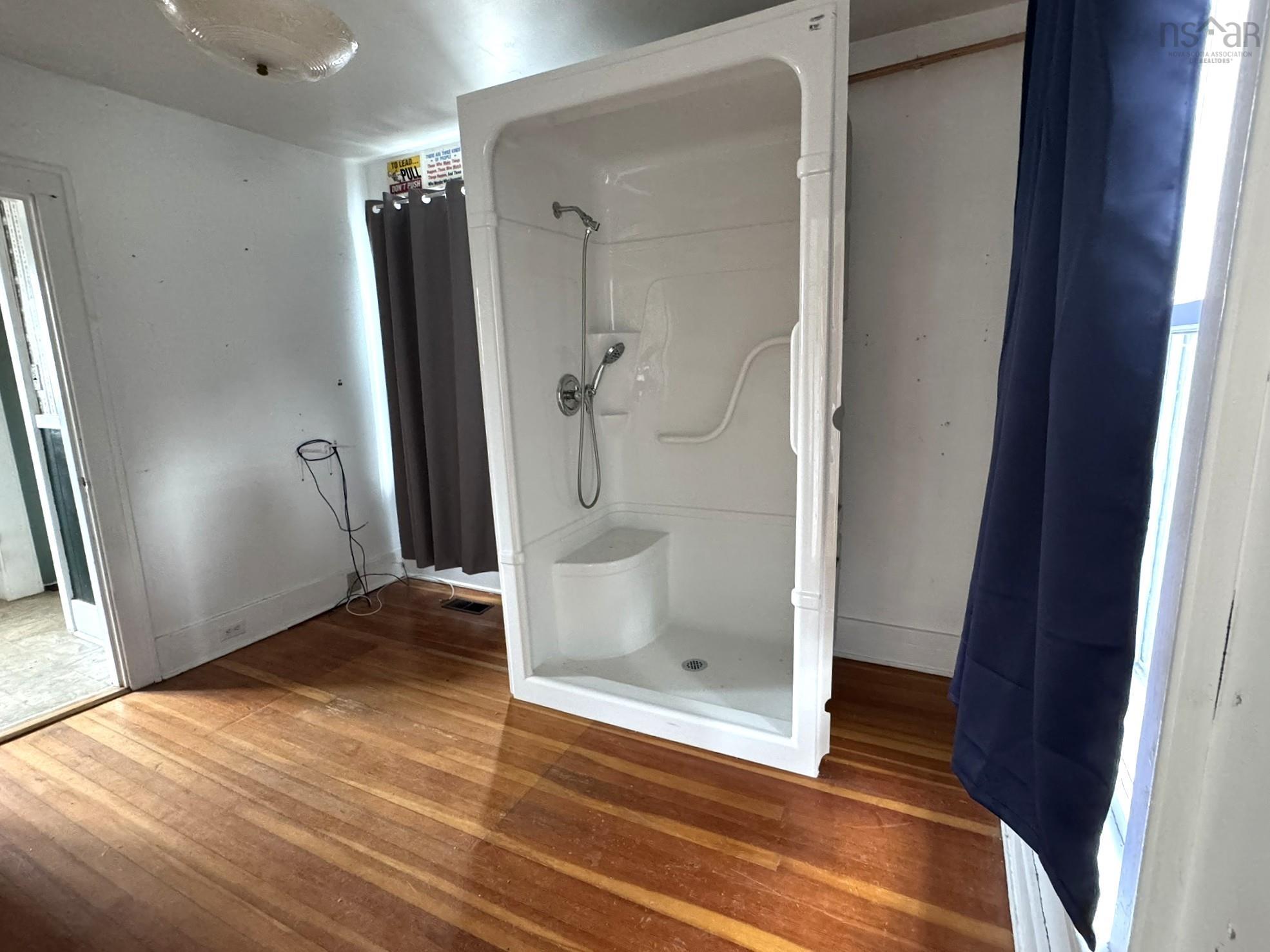 $199,900.00: 61 Lawrencetown Lane, Lawrencetown