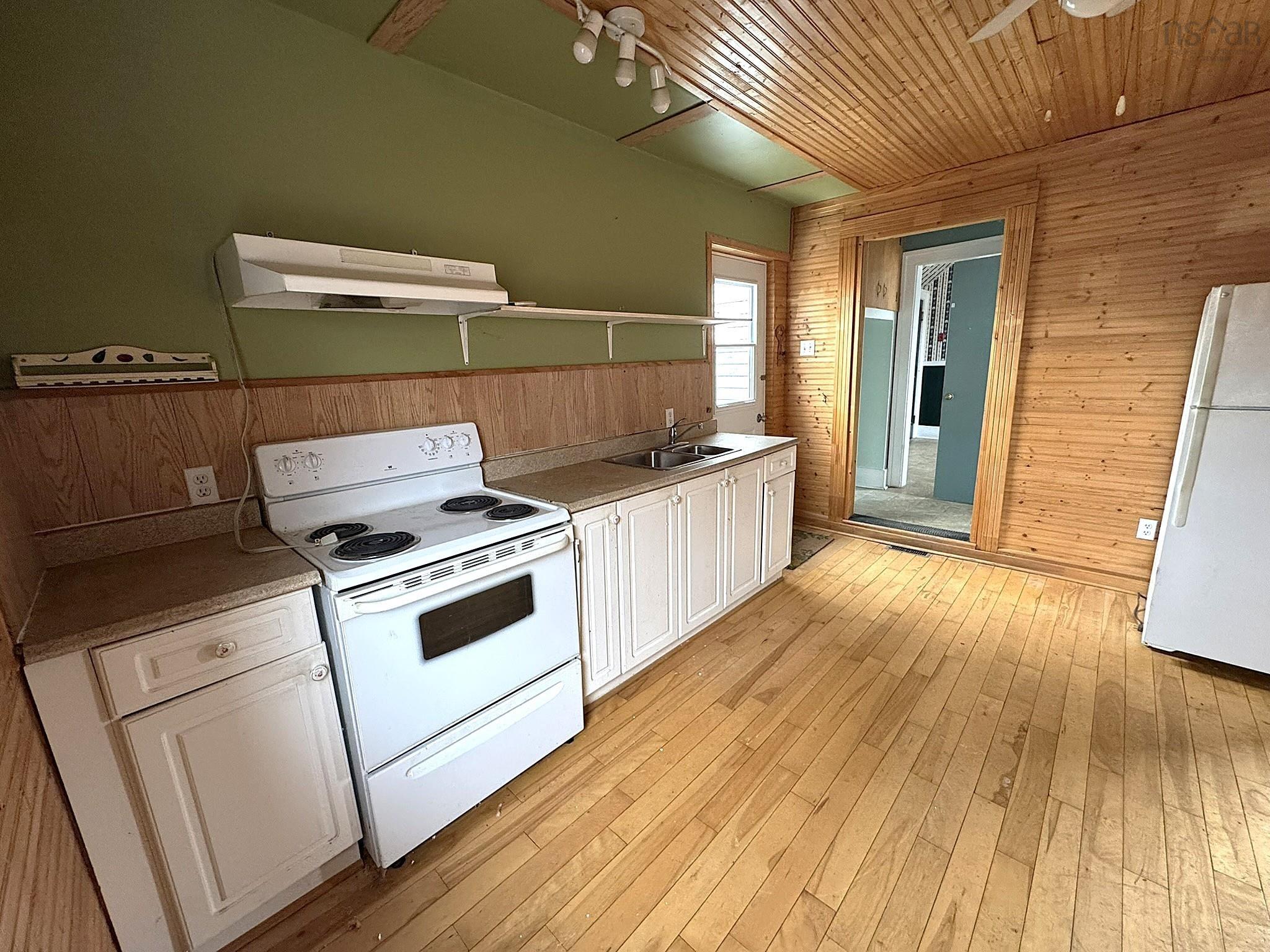 $199,900.00: 61 Lawrencetown Lane, Lawrencetown