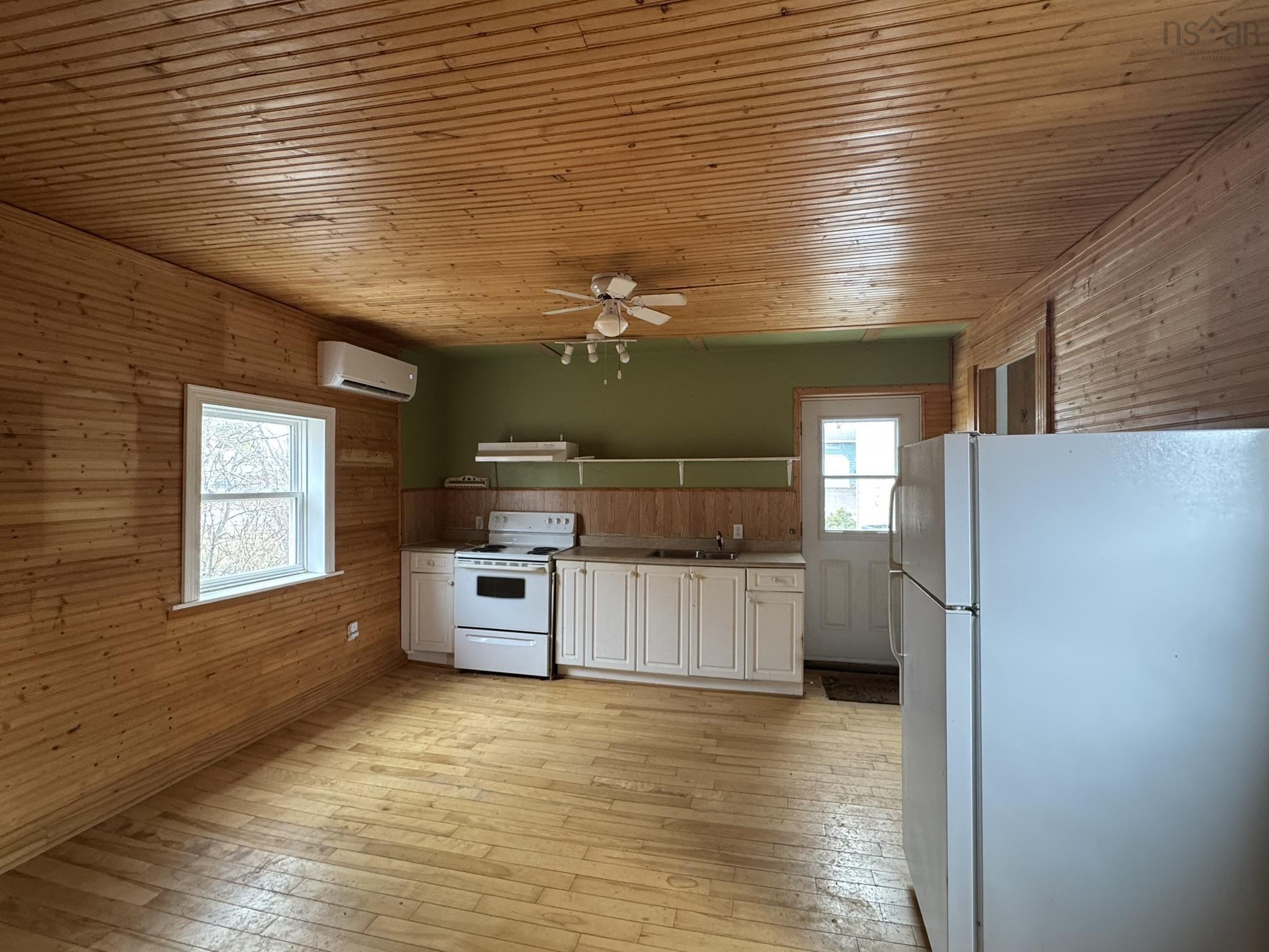 $199,900.00: 61 Lawrencetown Lane, Lawrencetown