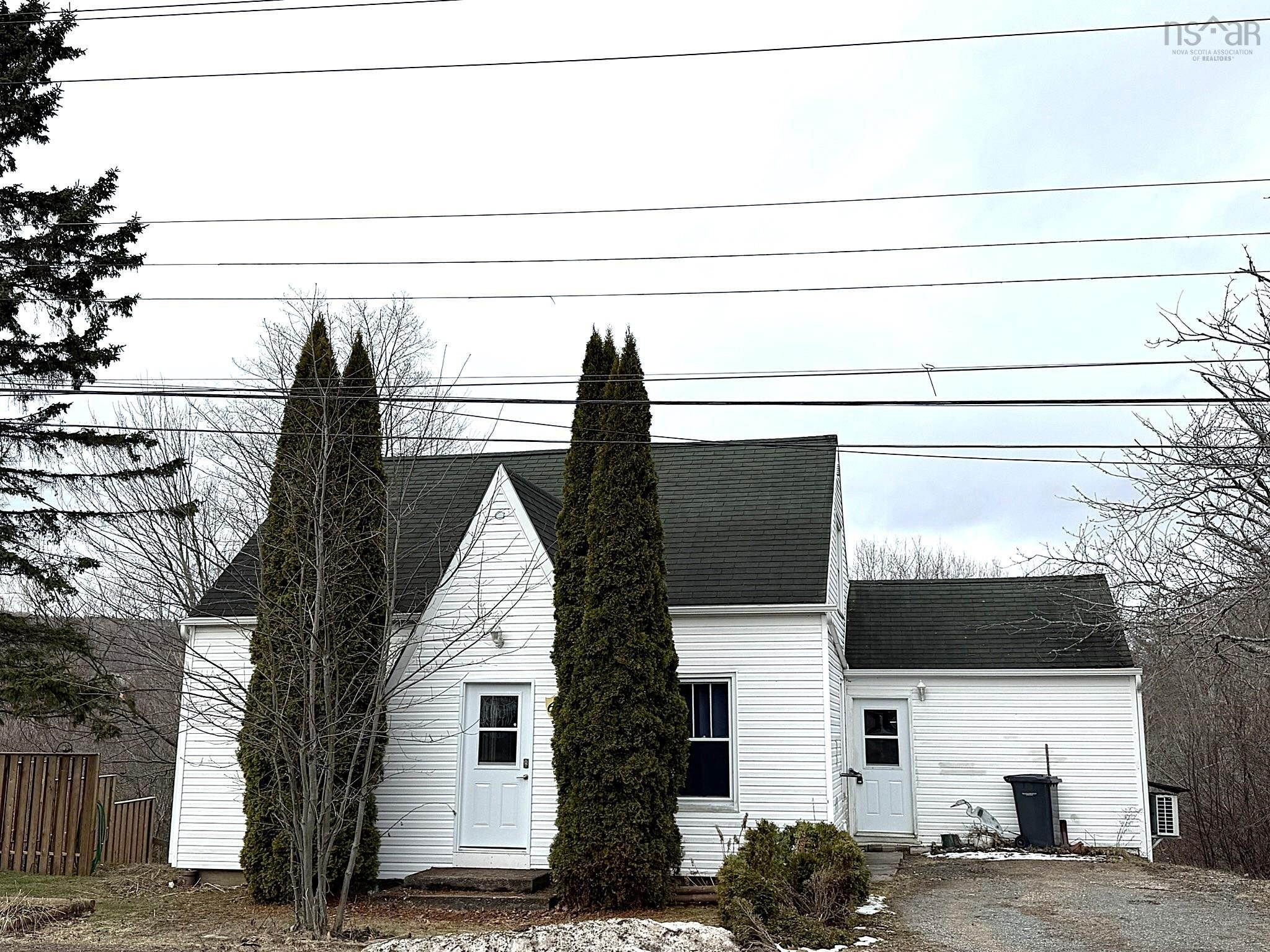 $199,900.00: 61 Lawrencetown Lane, Lawrencetown