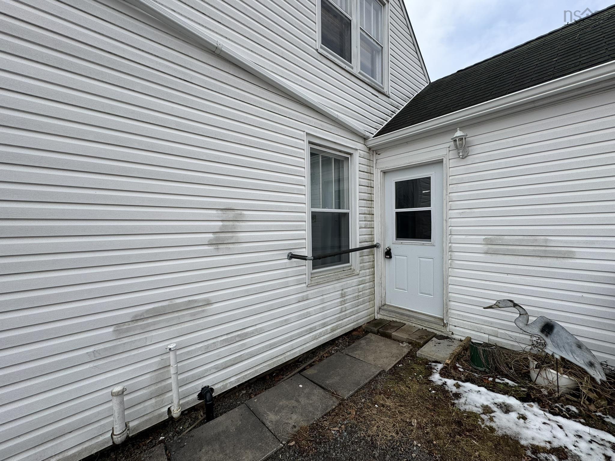 $199,900.00: 61 Lawrencetown Lane, Lawrencetown