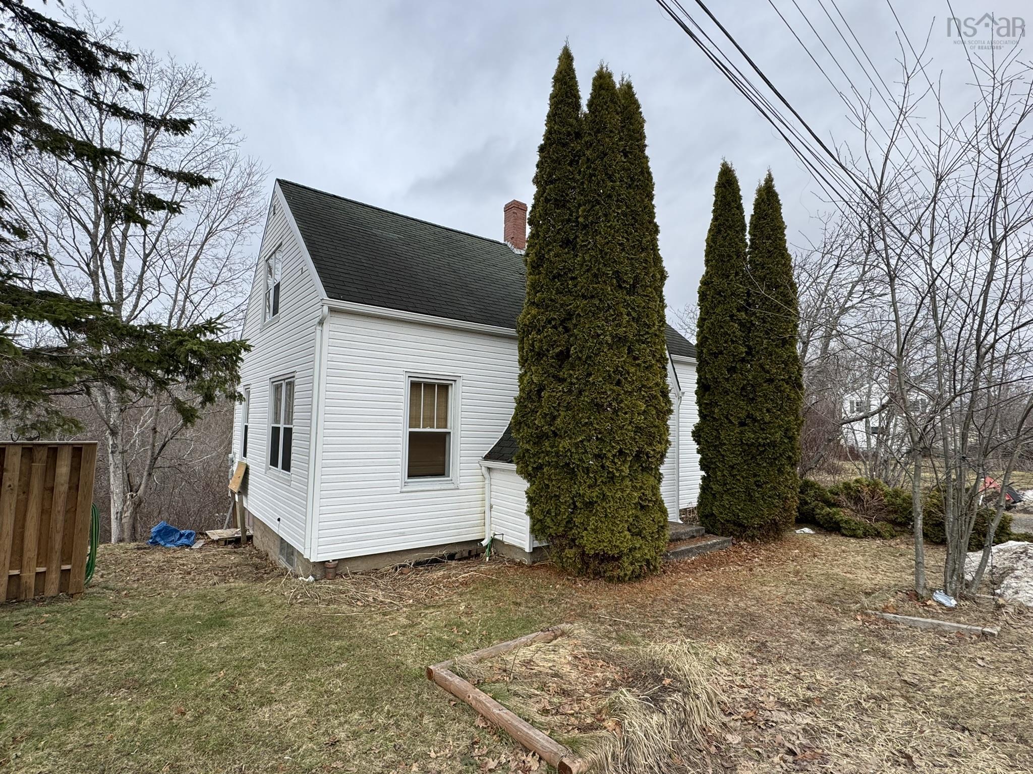 $199,900.00: 61 Lawrencetown Lane, Lawrencetown