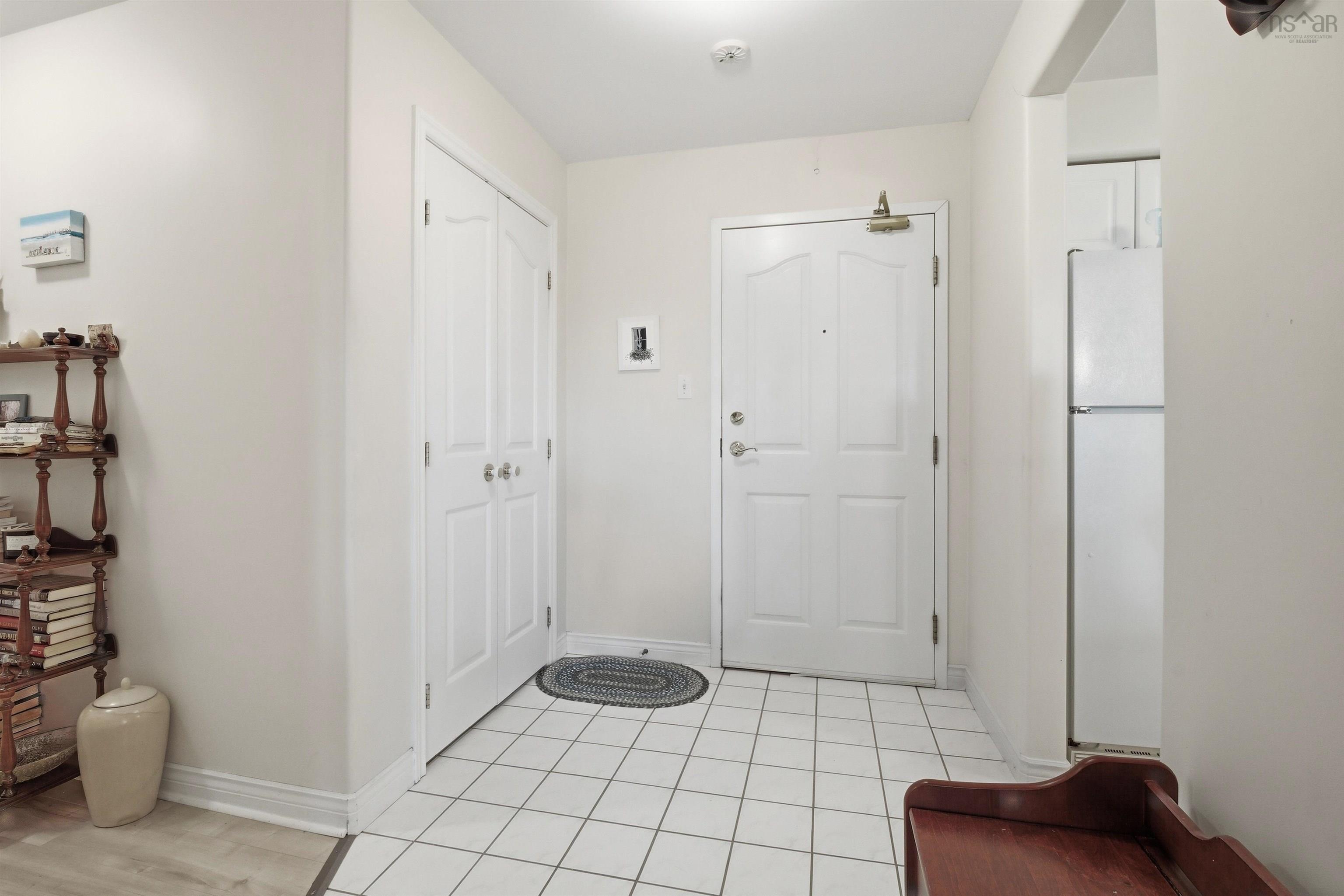 410 2 Lake Drive, Bedford, NS (MLS 202604933)