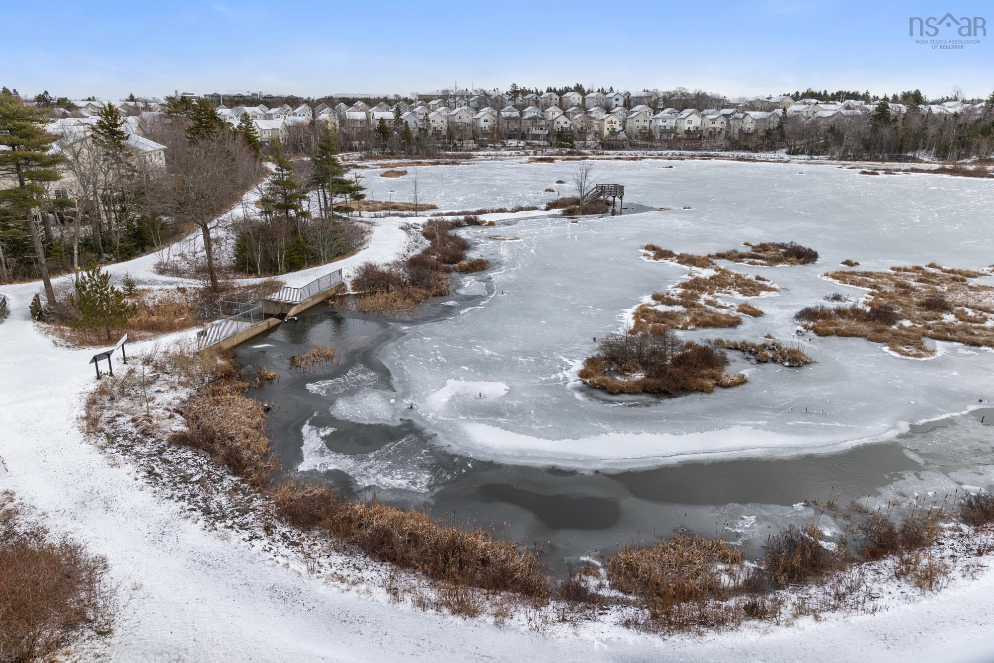 $524,900.00: 403 429 Parkland Drive, Halifax