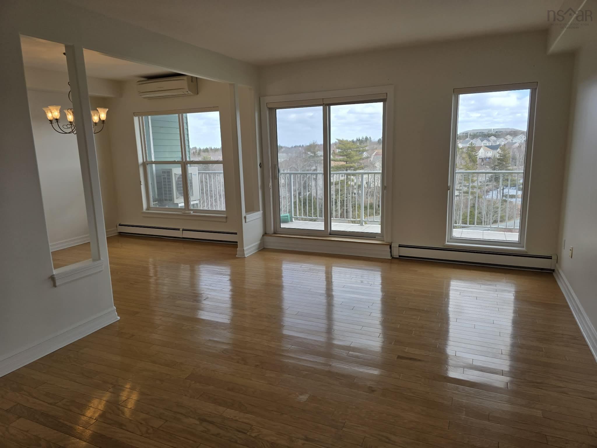 $524,900.00: 403 429 Parkland Drive, Halifax