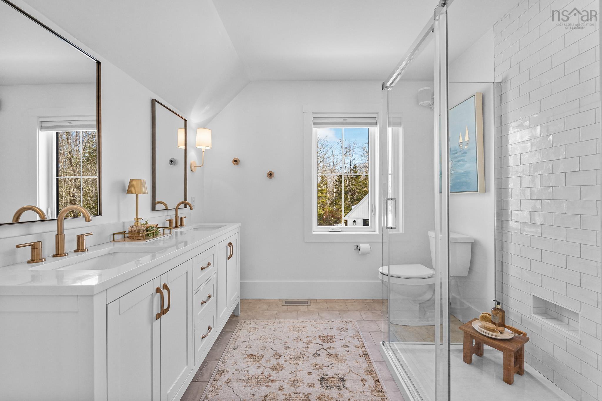 $1,399,895.00: 22 Western Point Lane, East Hants