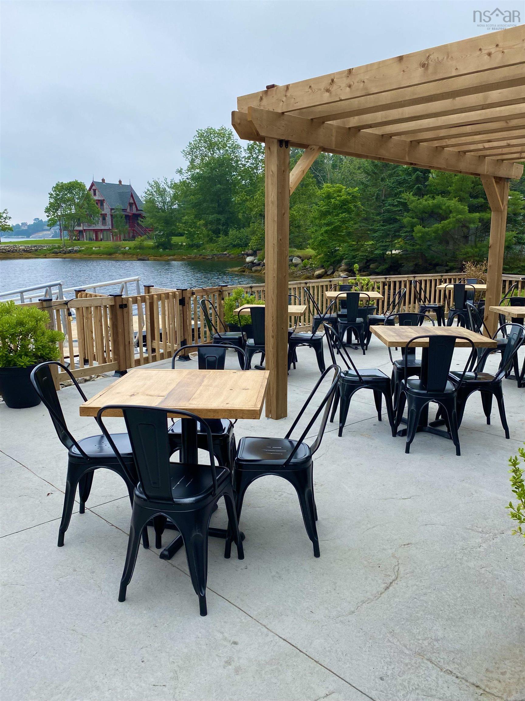 $949,000.00: 5315 Highway 3, Chester Basin