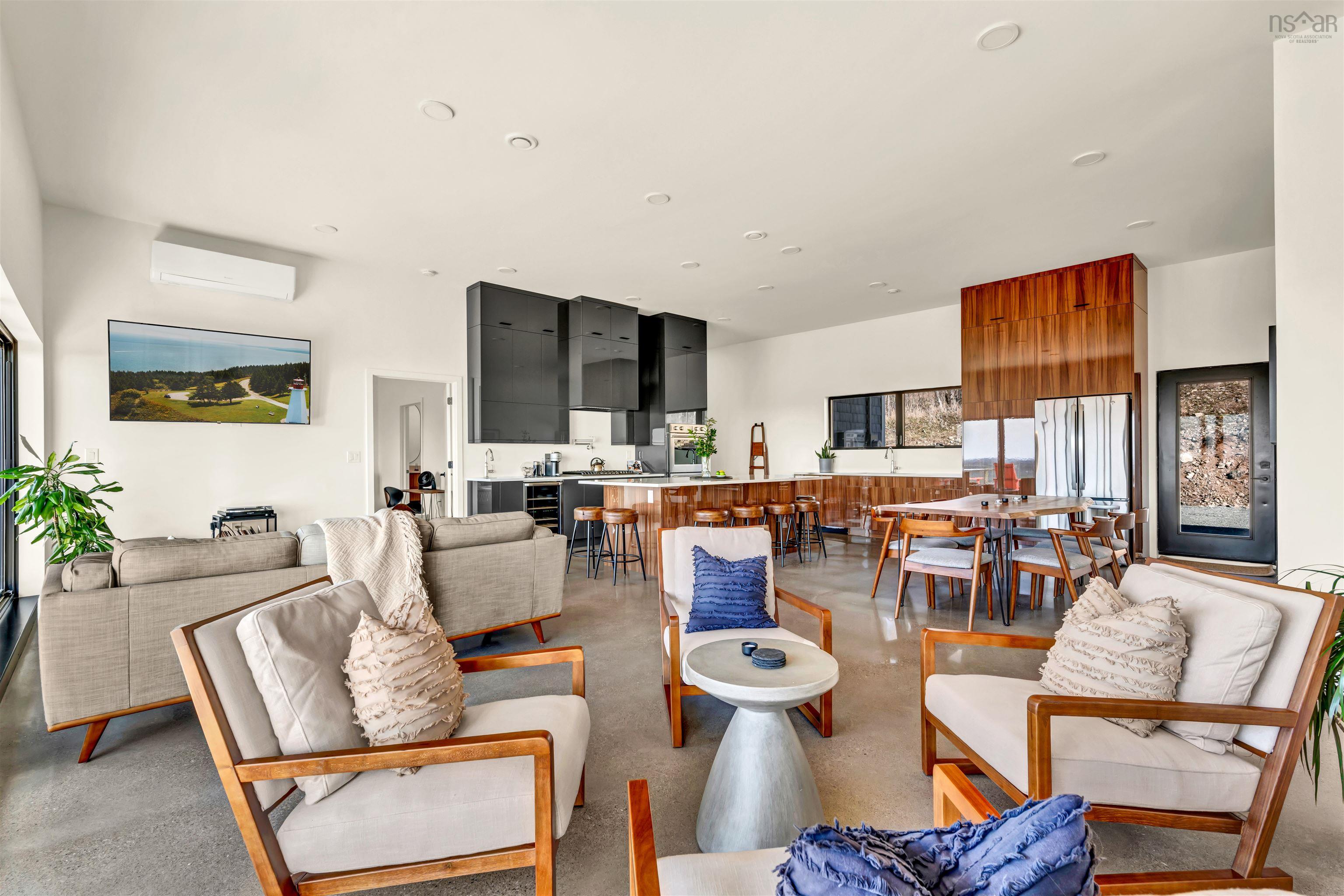 $849,900.00: 55 Northumberland Lane, Georgeville