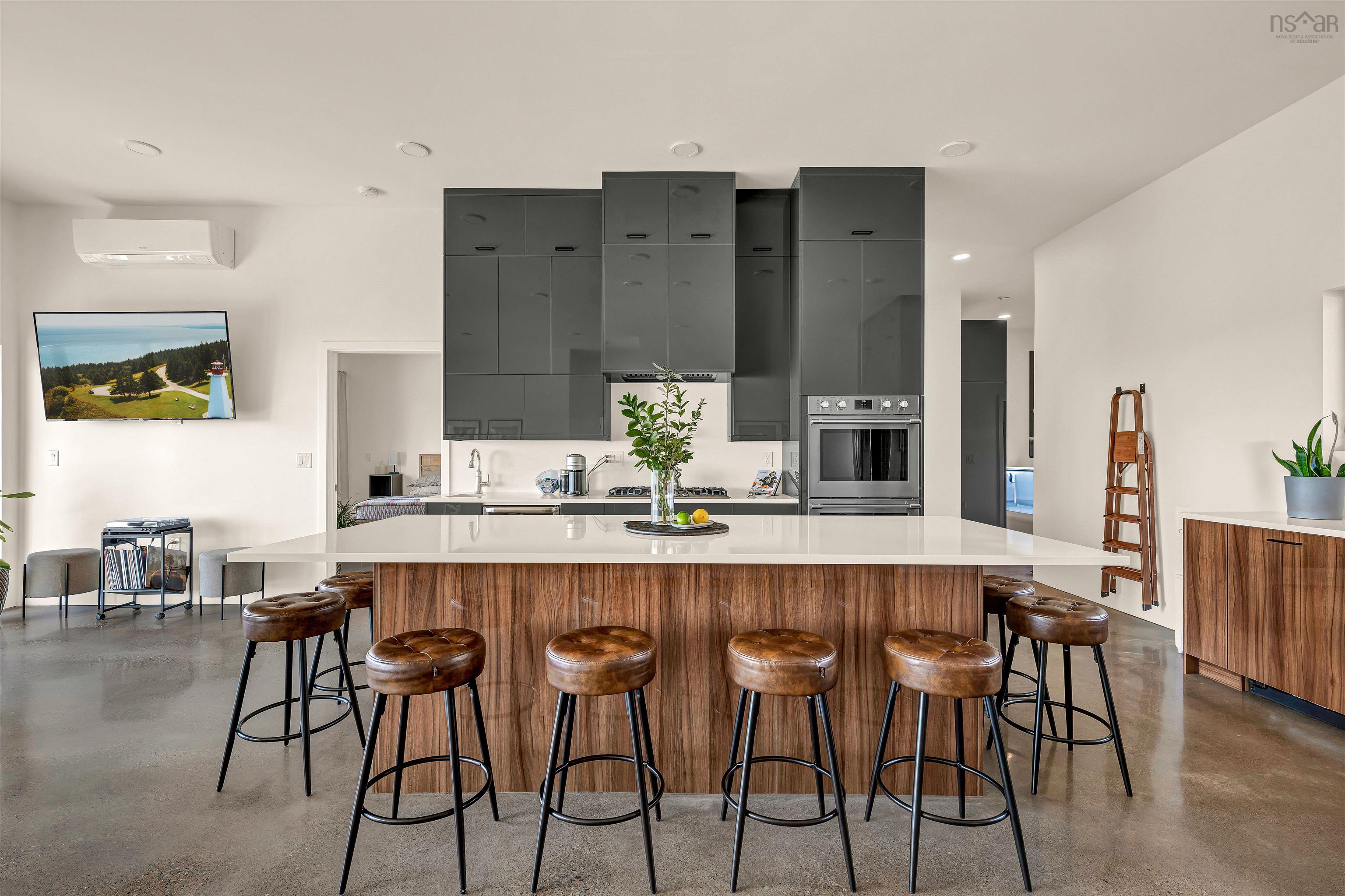 $849,900.00: 55 Northumberland Lane, Georgeville