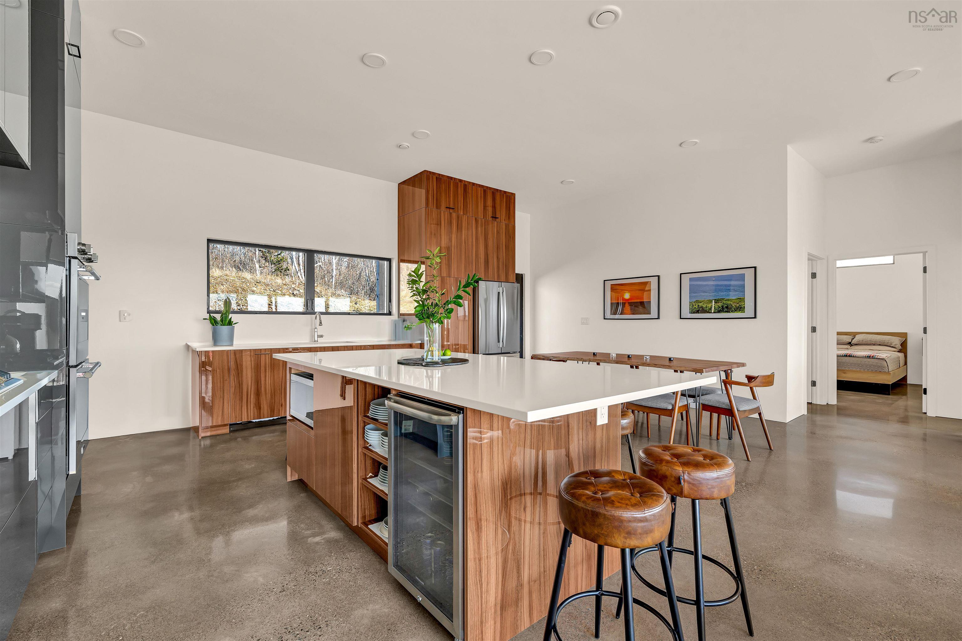 $849,900.00: 55 Northumberland Lane, Georgeville