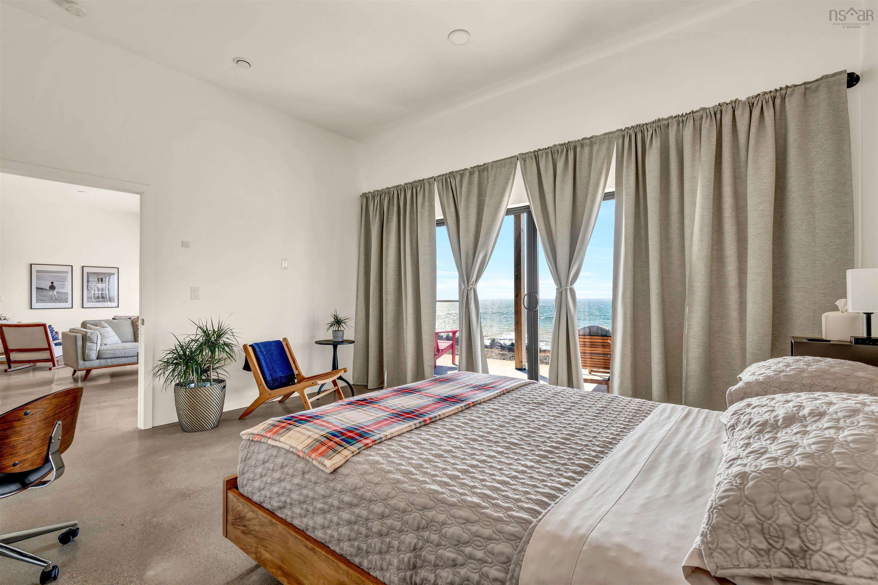 $849,900.00: 55 Northumberland Lane, Georgeville