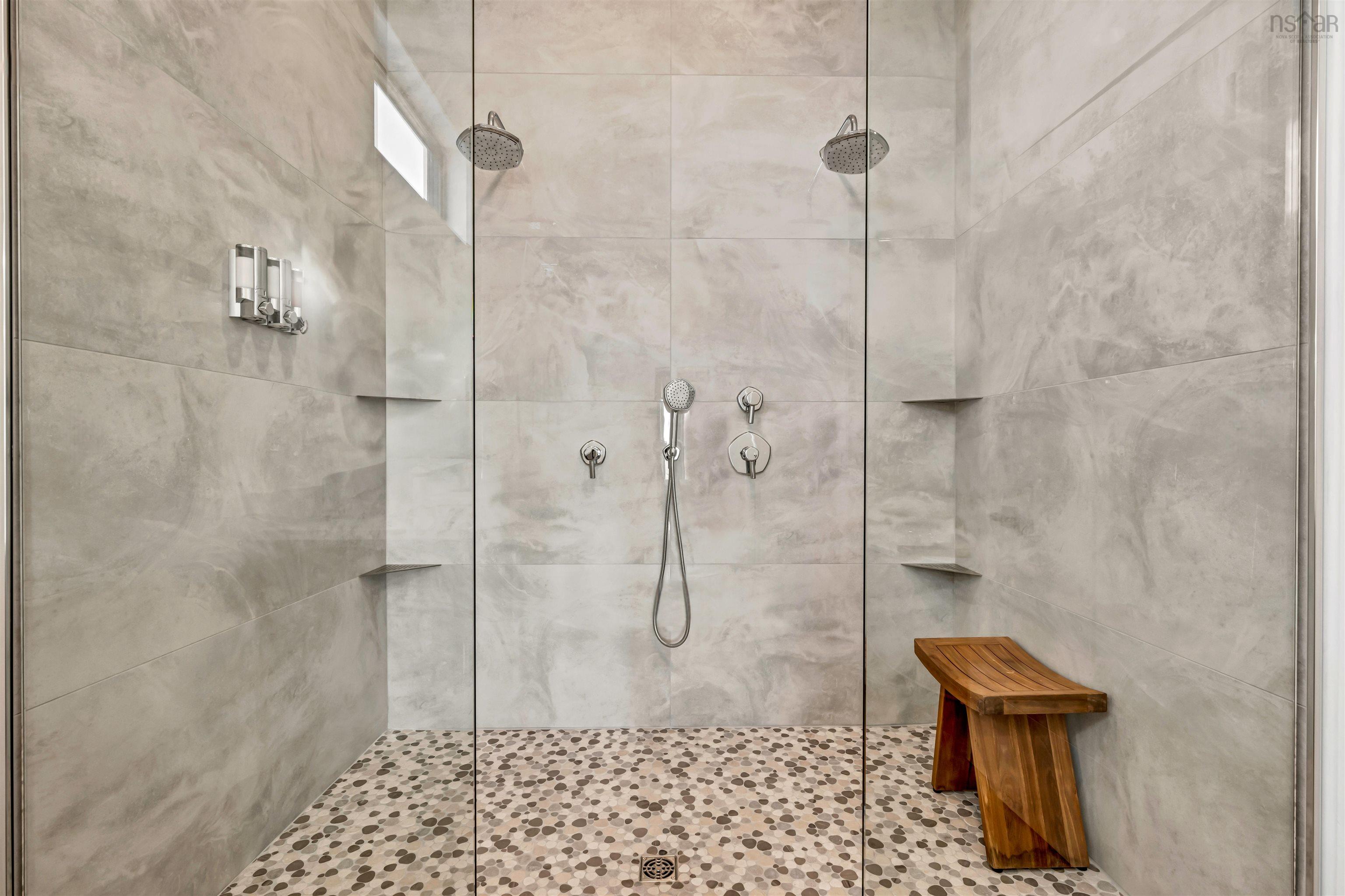 $849,900.00: 55 Northumberland Lane, Georgeville