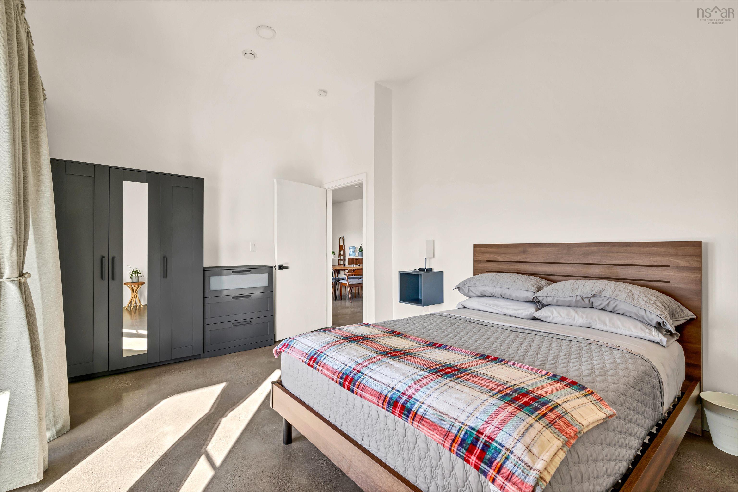 $849,900.00: 55 Northumberland Lane, Georgeville