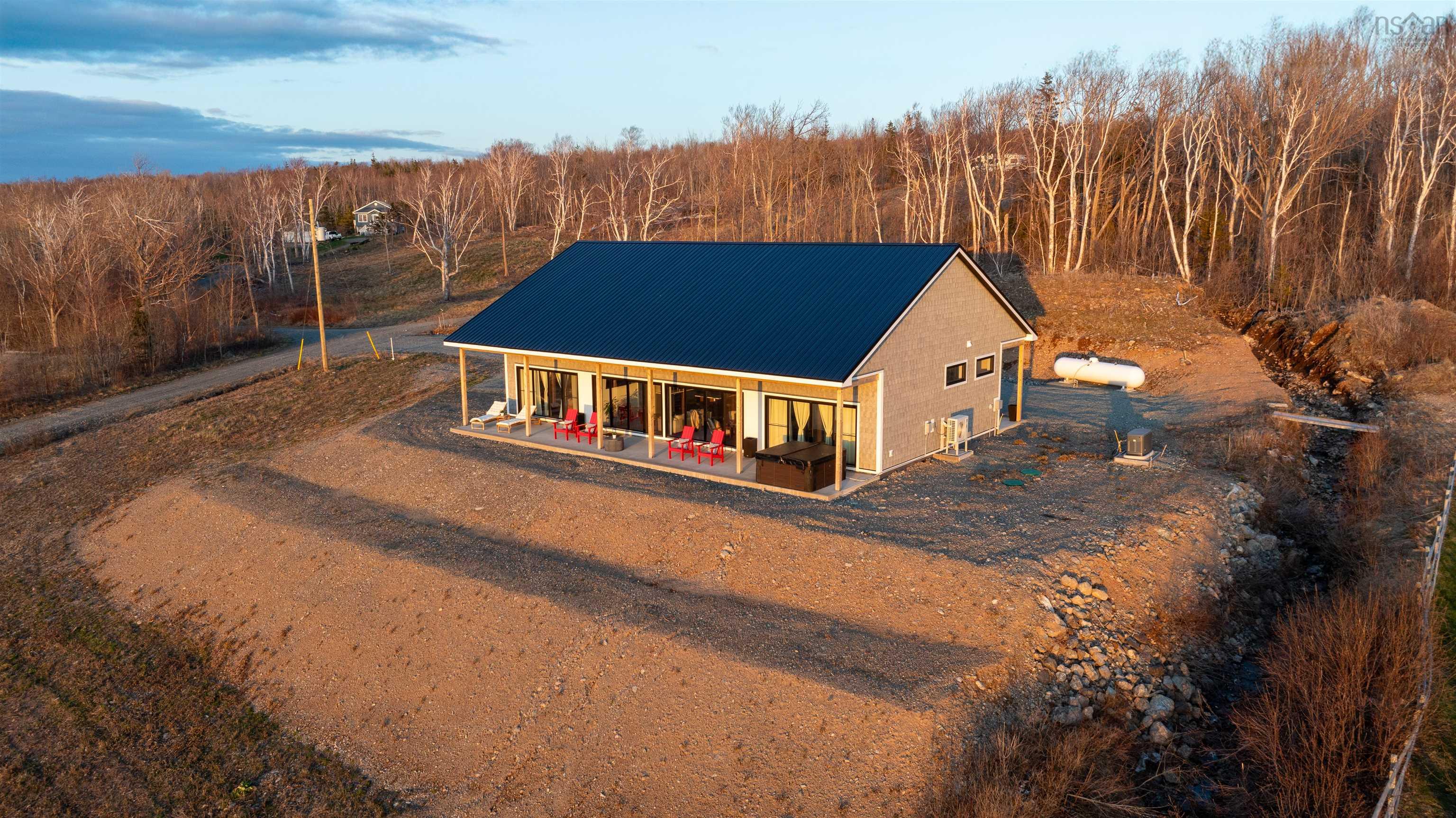 $849,900.00: 55 Northumberland Lane, Georgeville