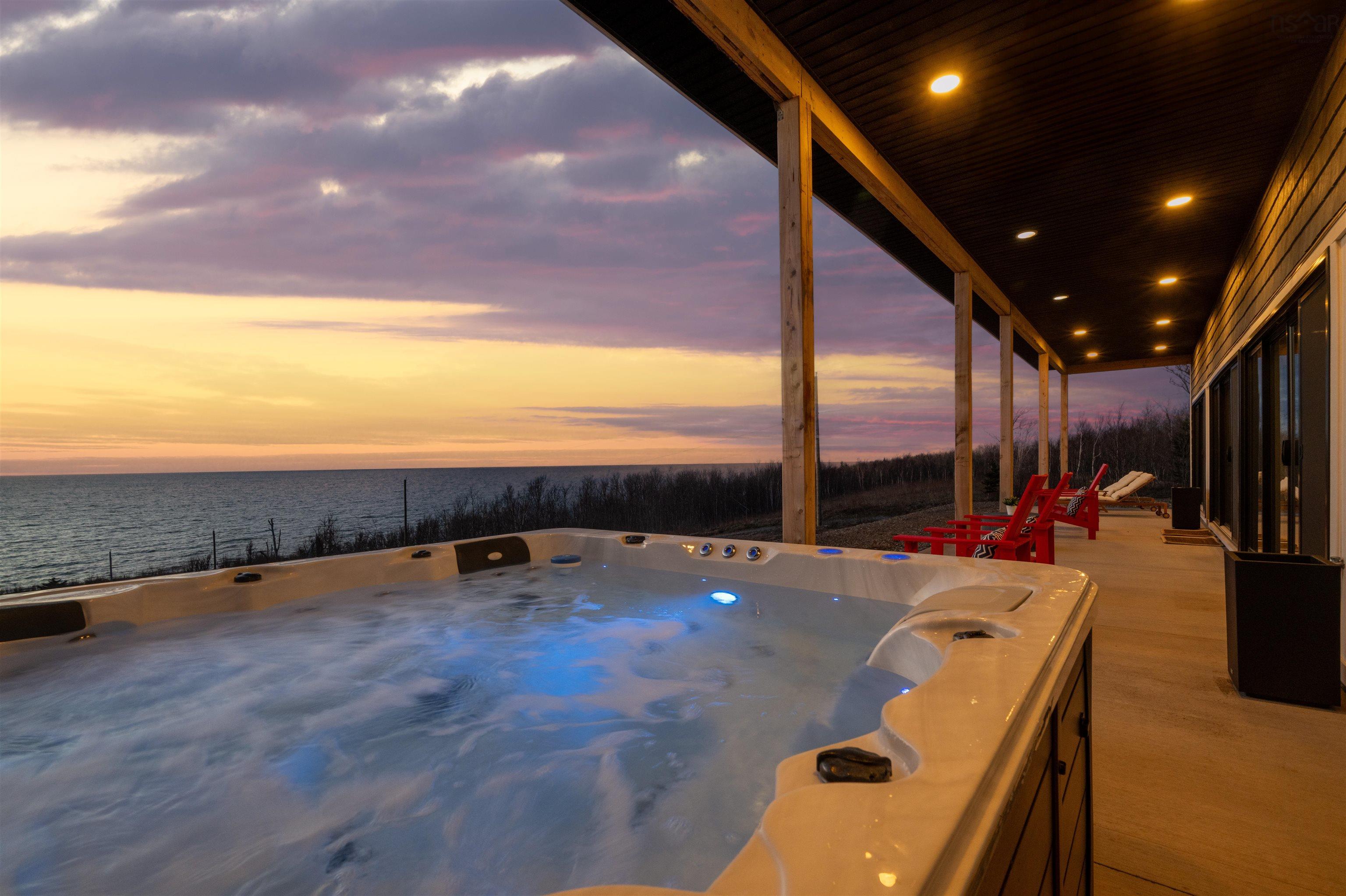 $849,900.00: 55 Northumberland Lane, Georgeville