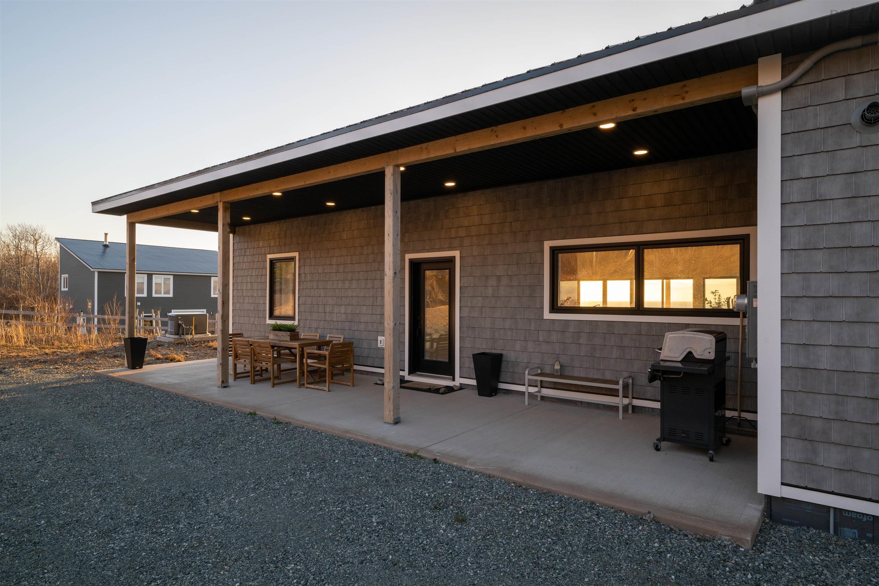 $849,900.00: 55 Northumberland Lane, Georgeville