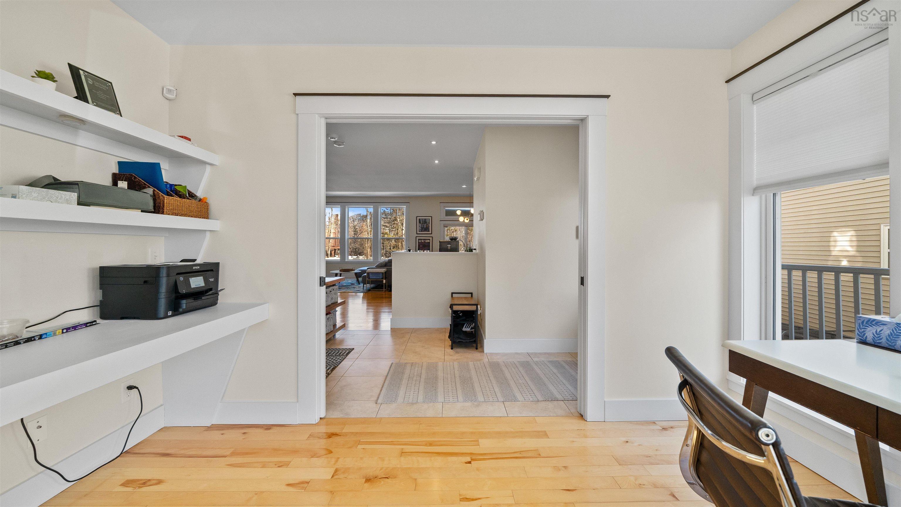 $949,900.00: 8 HollyHock Way, West Bedford