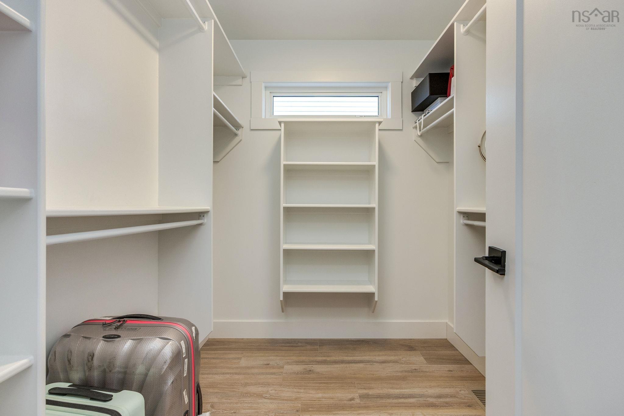 6 Breaktrail Drive, Halifax, NS (MLS 202604953)