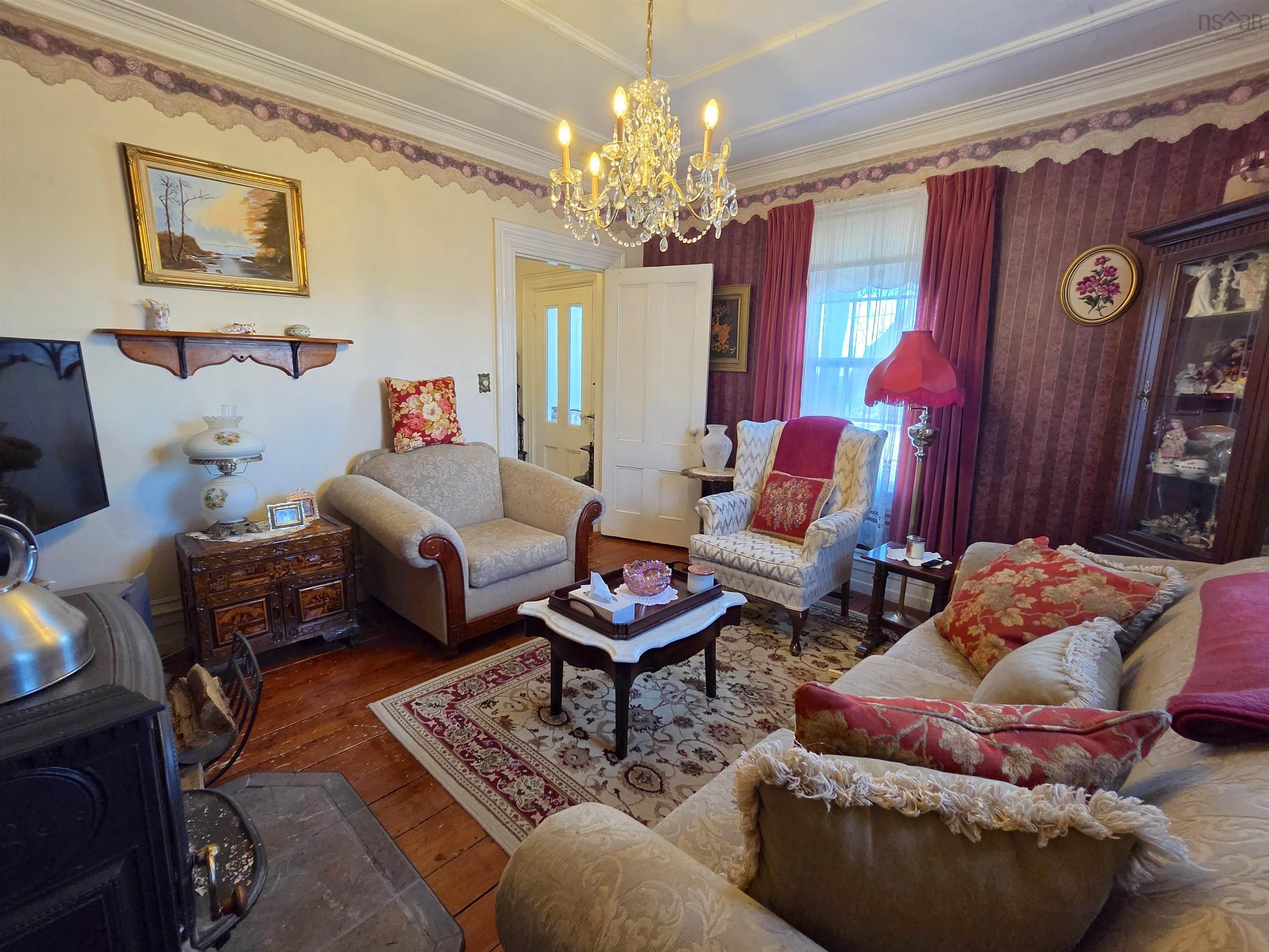 $599,900.00: 1247 Sandy Point Road, Sand Point