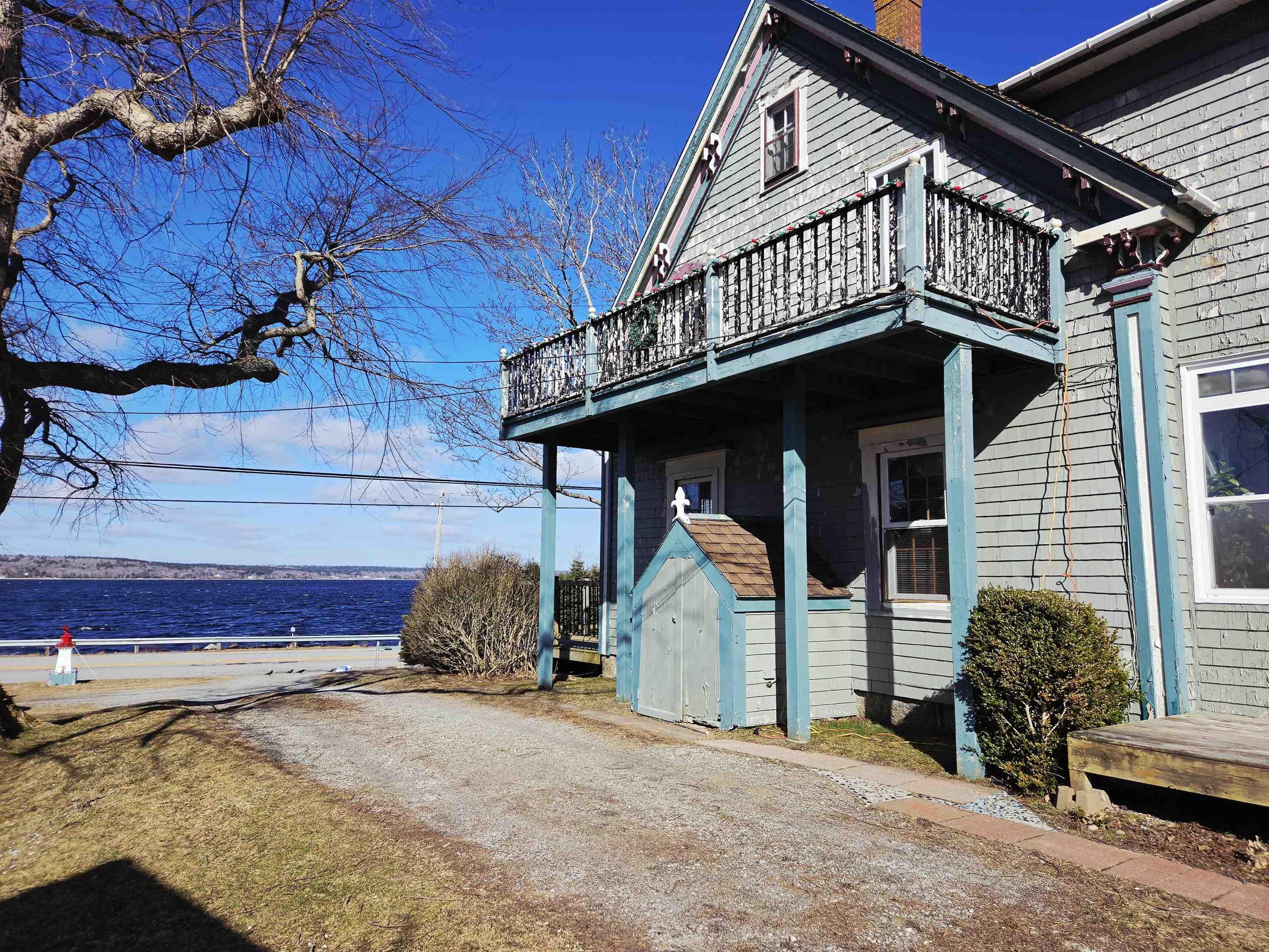 $599,900.00: 1247 Sandy Point Road, Sand Point