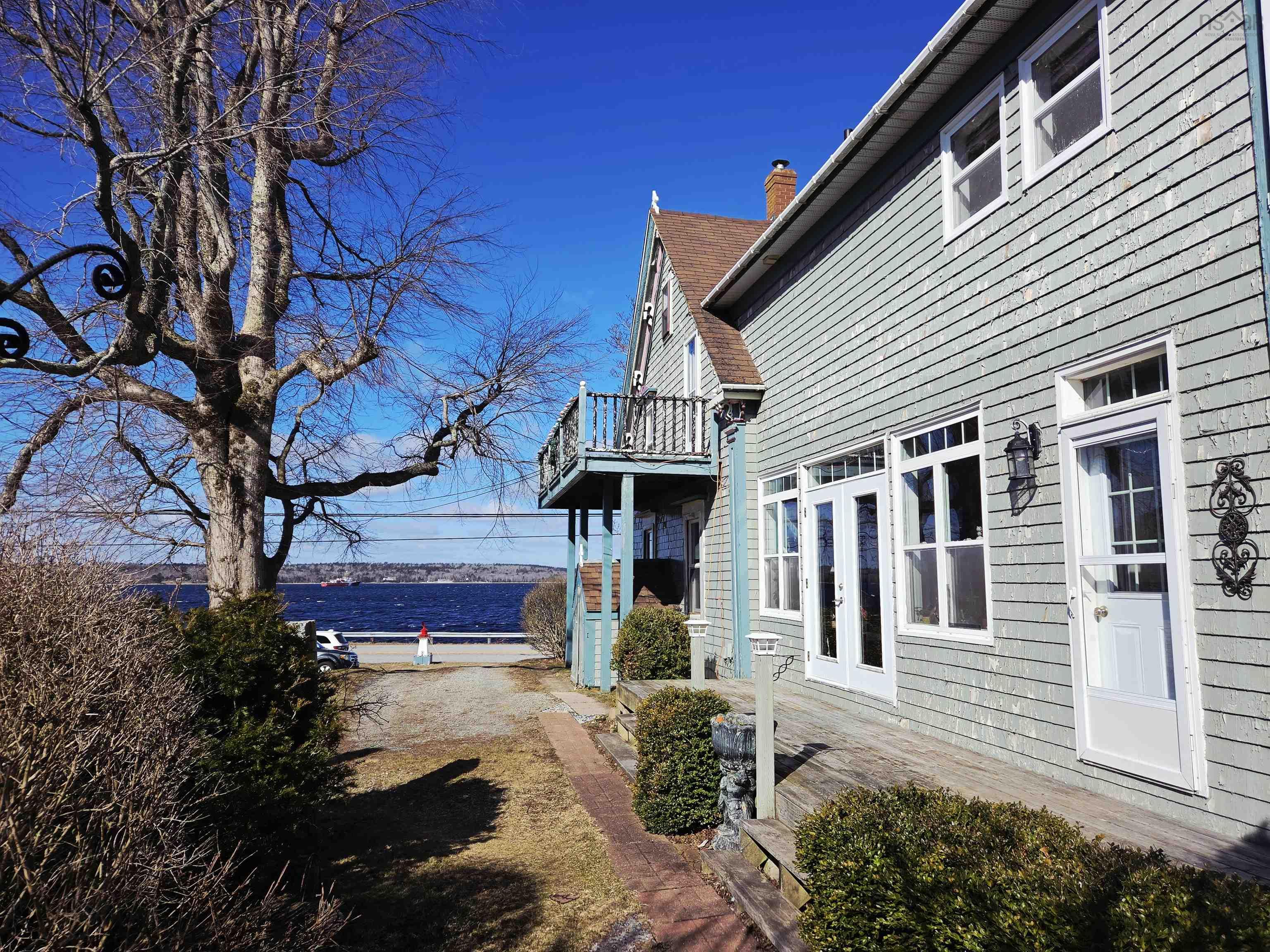 $599,900.00: 1247 Sandy Point Road, Sand Point