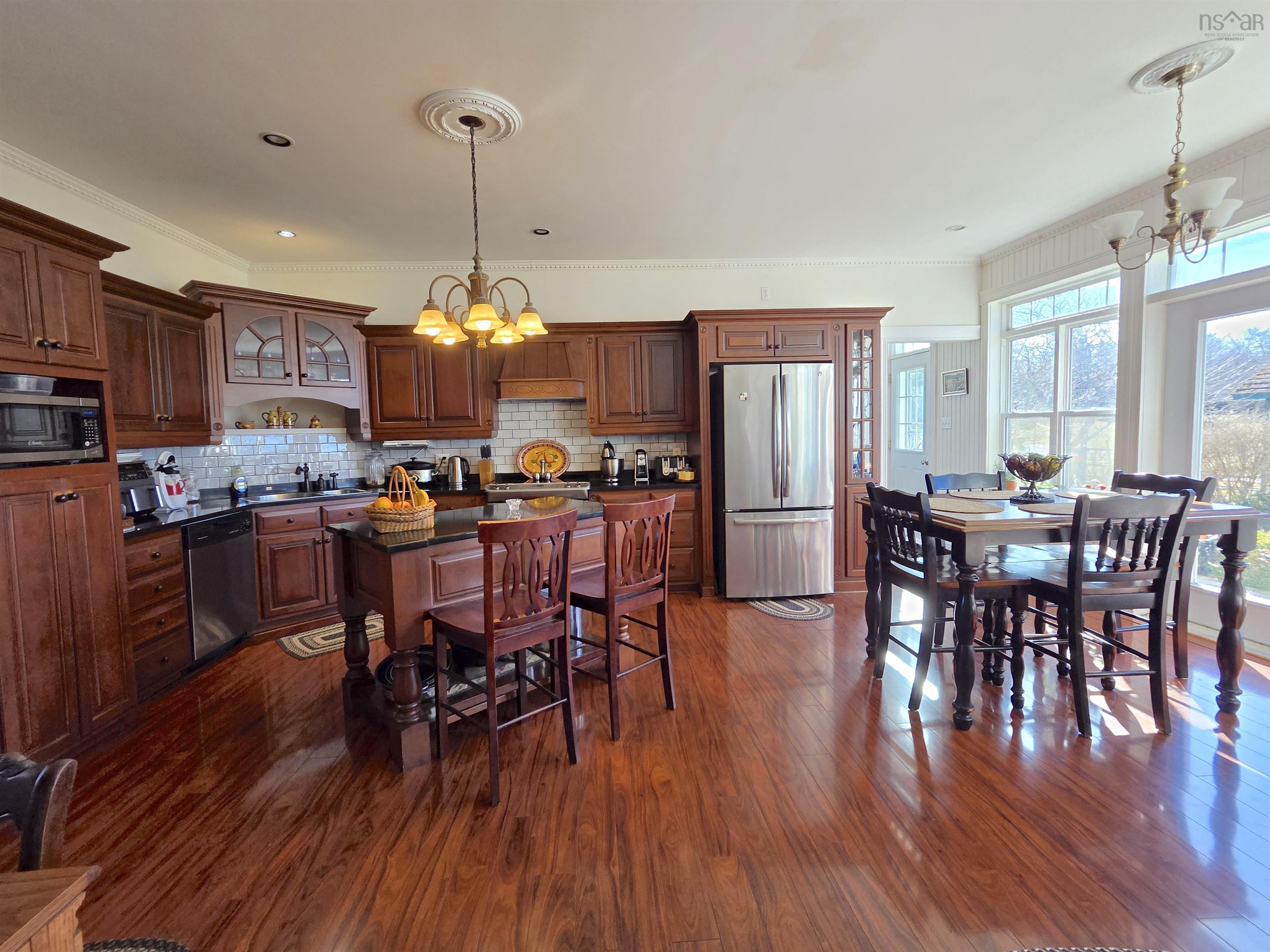 $599,900.00: 1247 Sandy Point Road, Sand Point